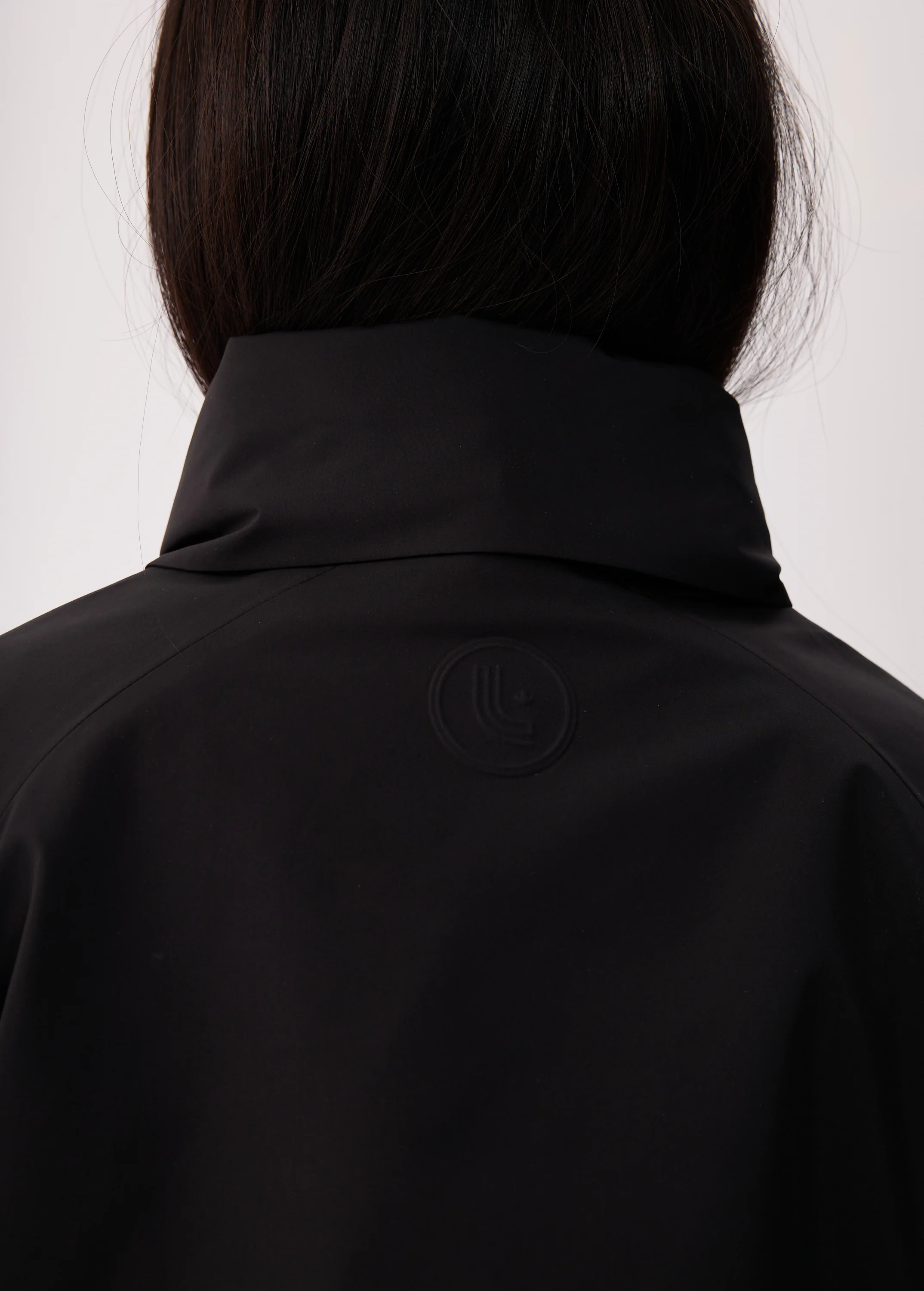 Alizé Short Trench Coat - Image 14