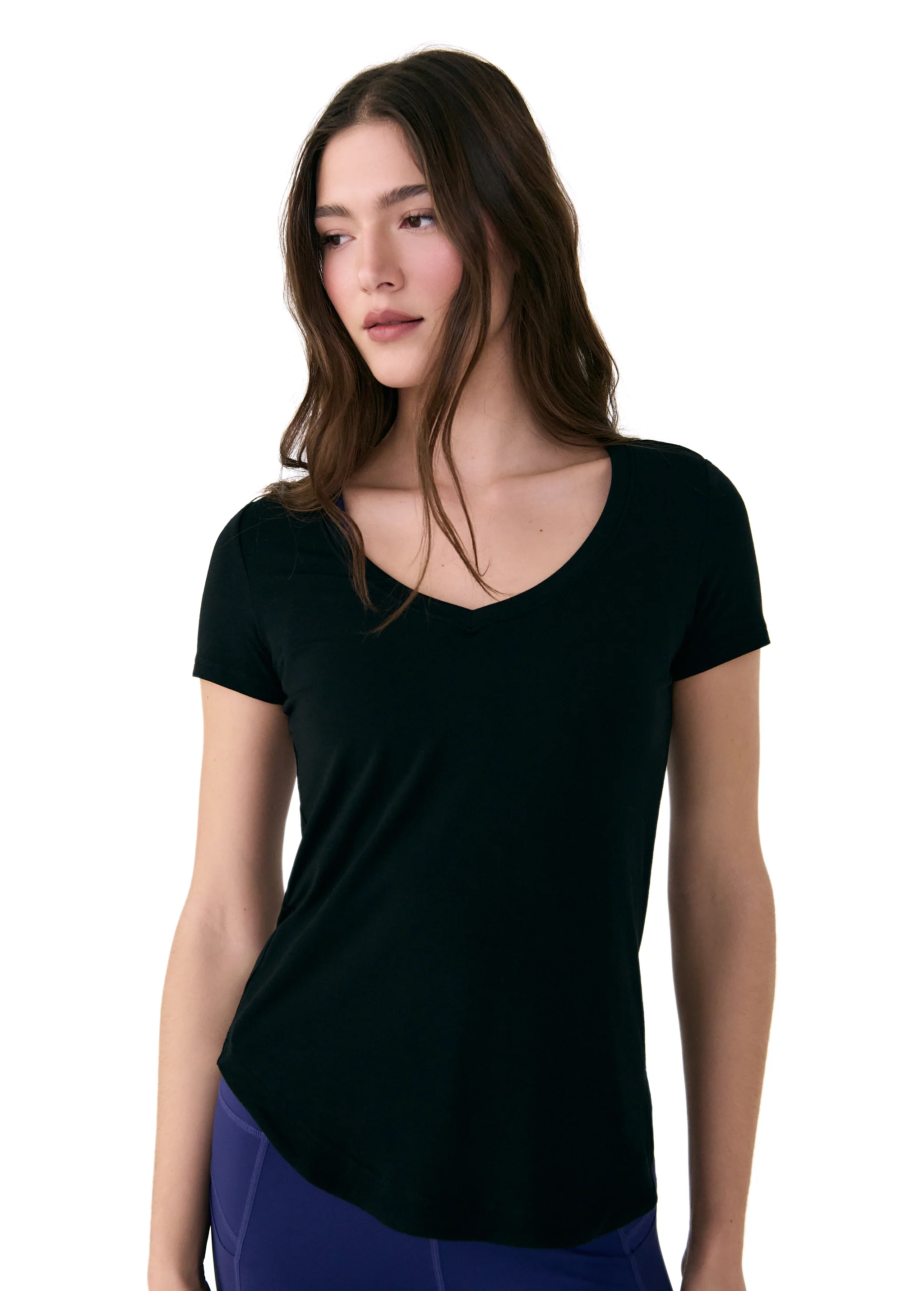 Dynamic V-neck - Image 28