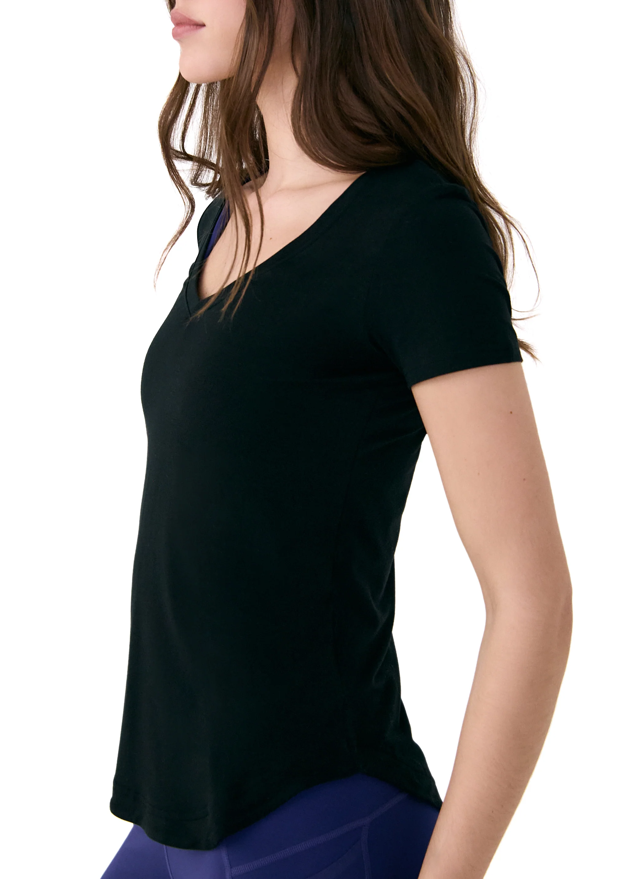 Dynamic V-neck - Image 29