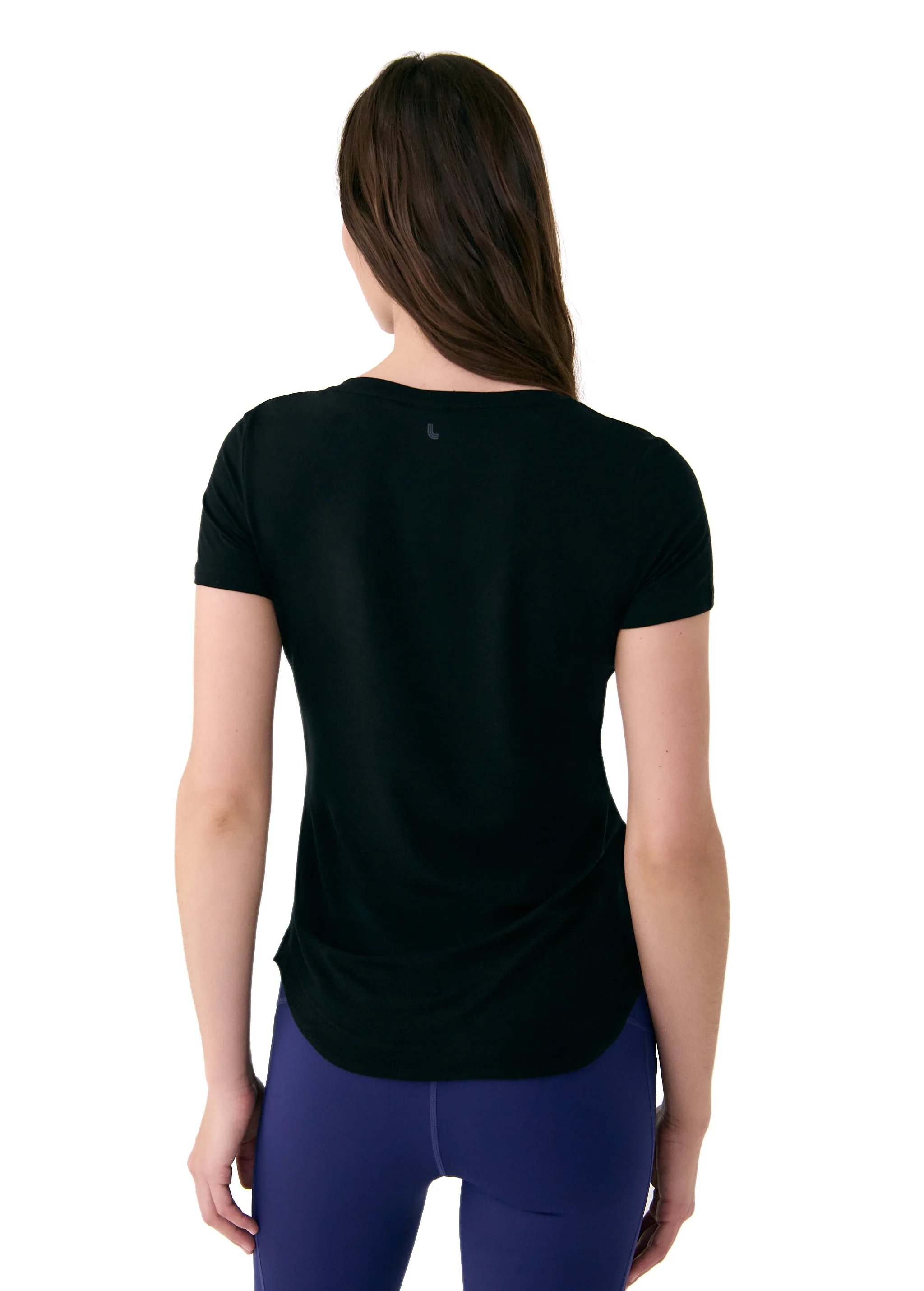Dynamic V-neck - Image 31