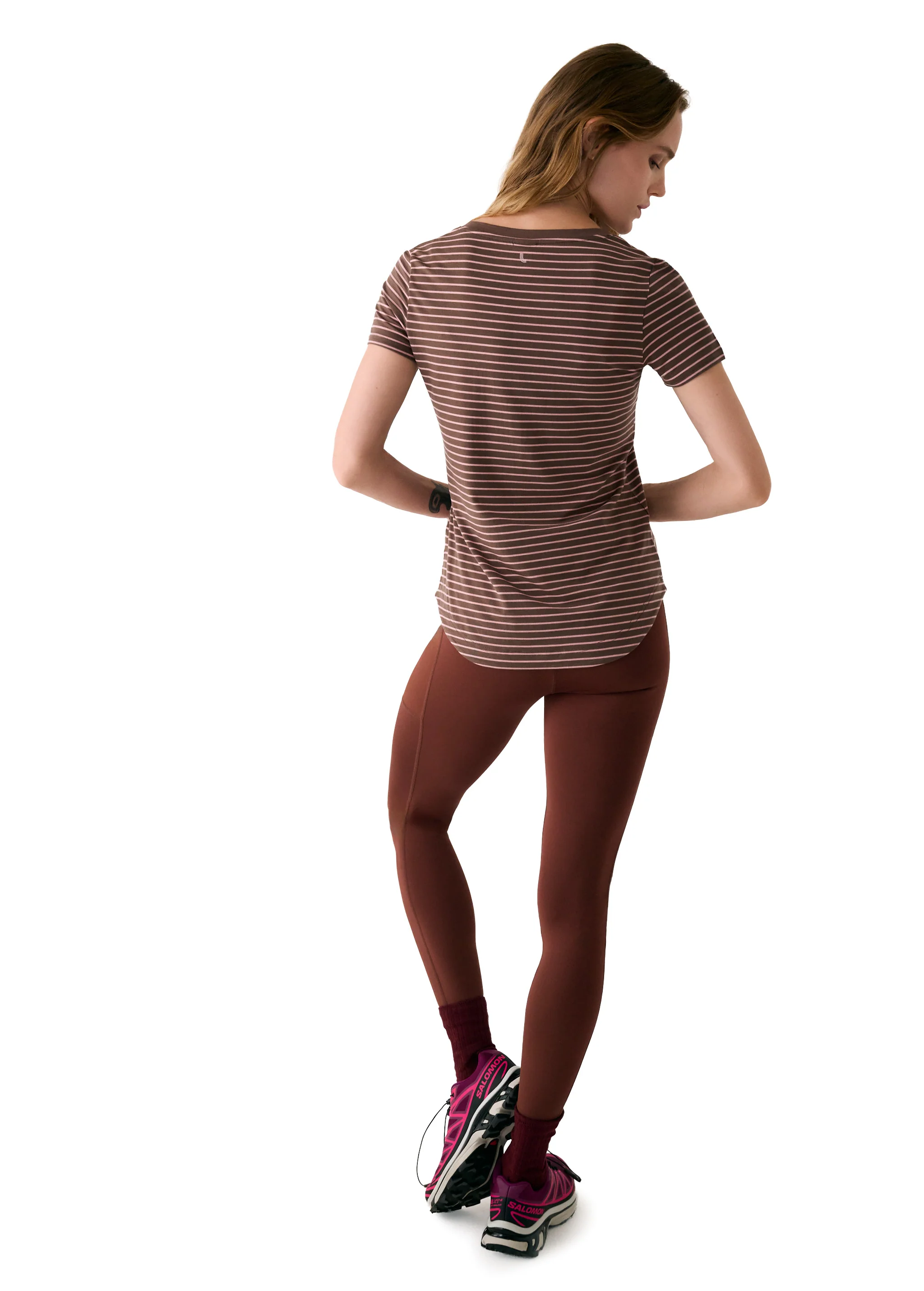 Dynamic V-neck - Image 50