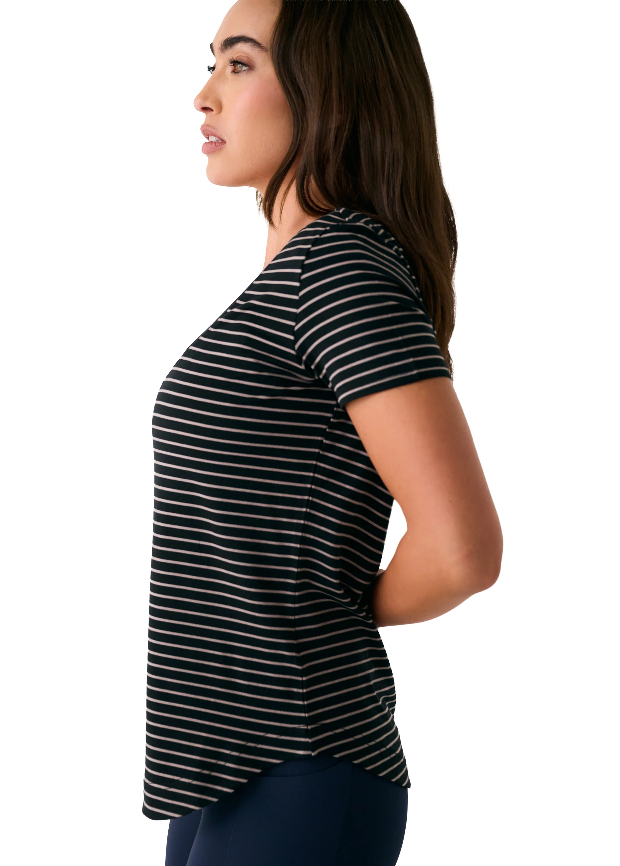 Dynamic V-neck - Image 53