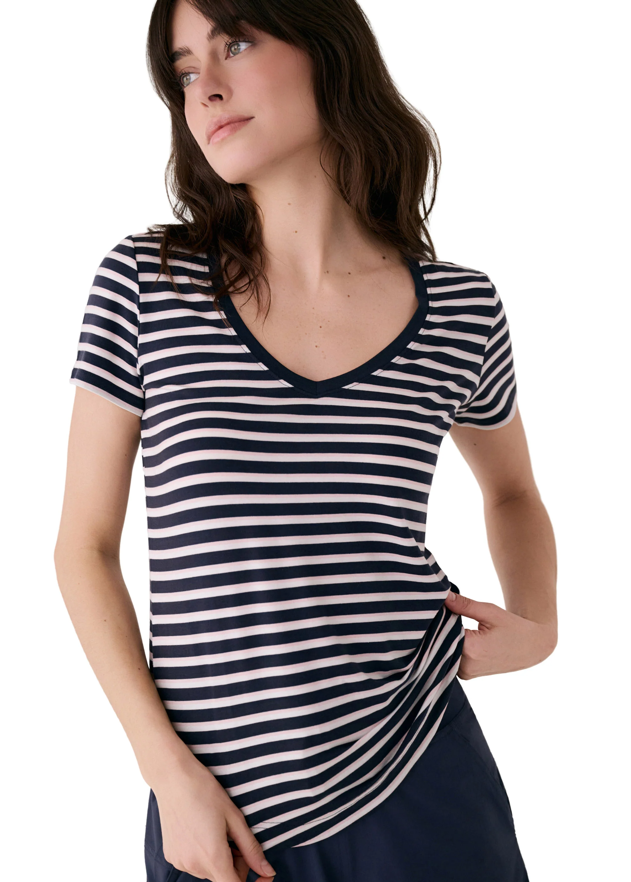 Dynamic V-neck - Image 63