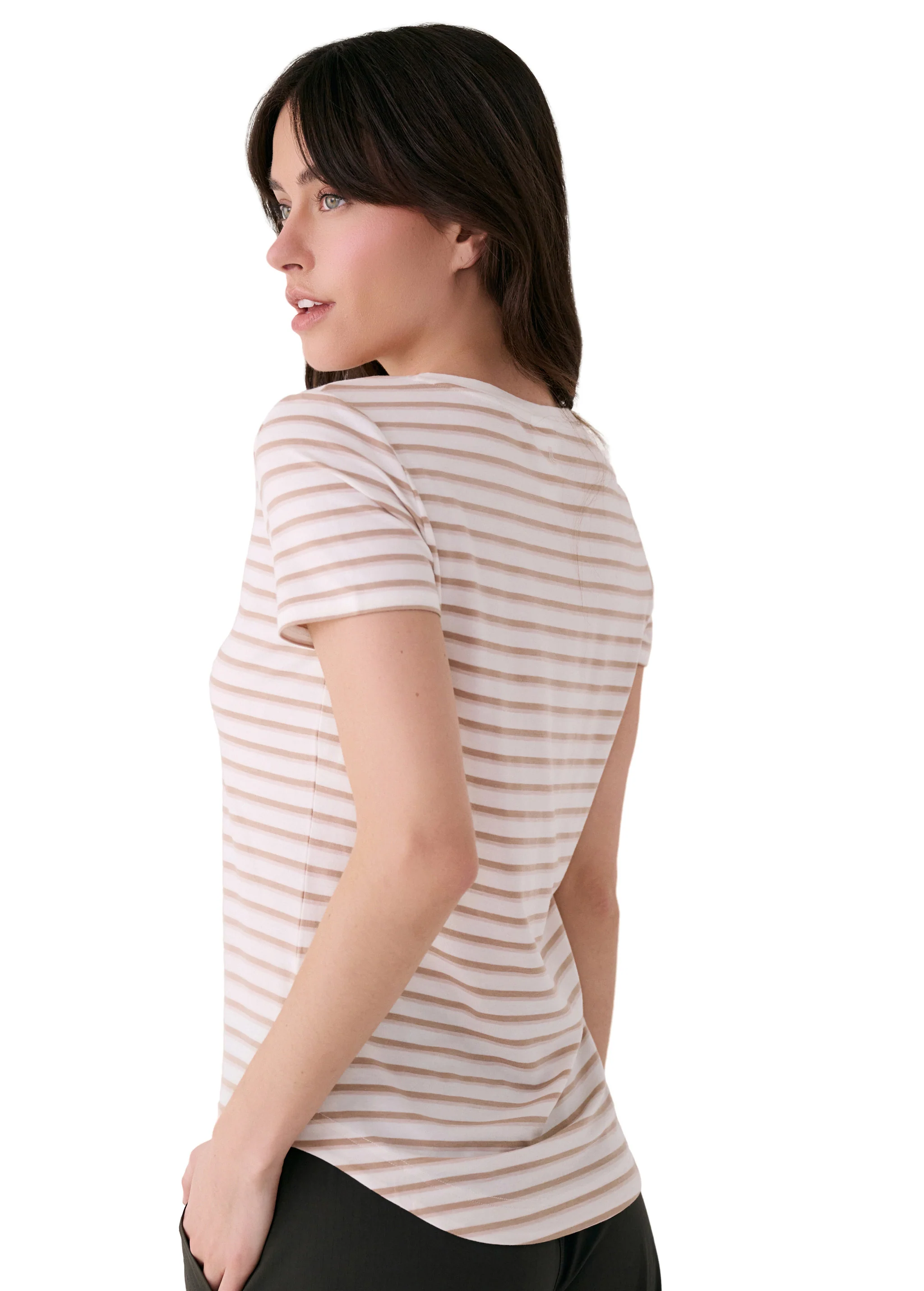 Dynamic V-neck - Image 68