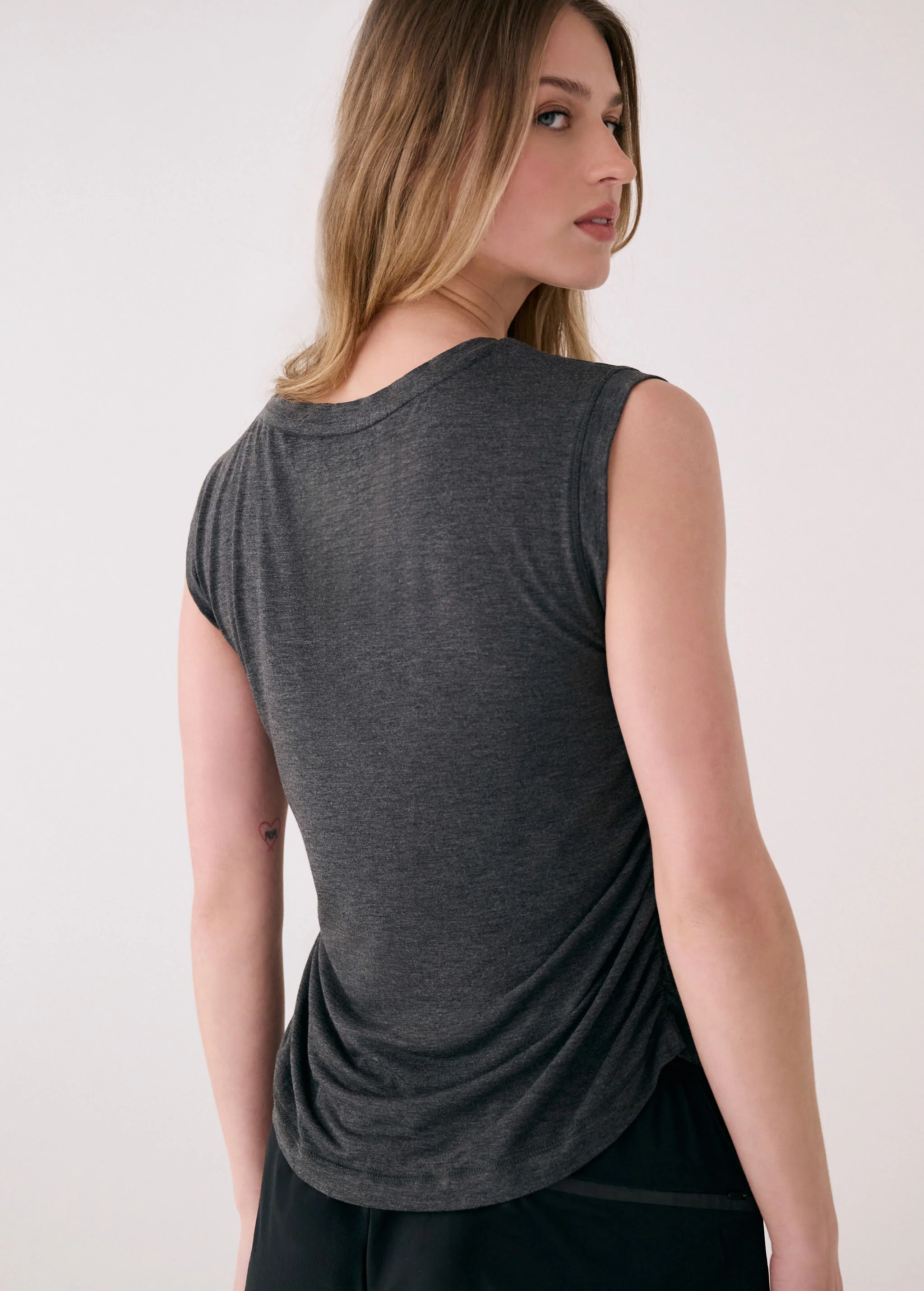Elisia Short Sleeve - Image 11