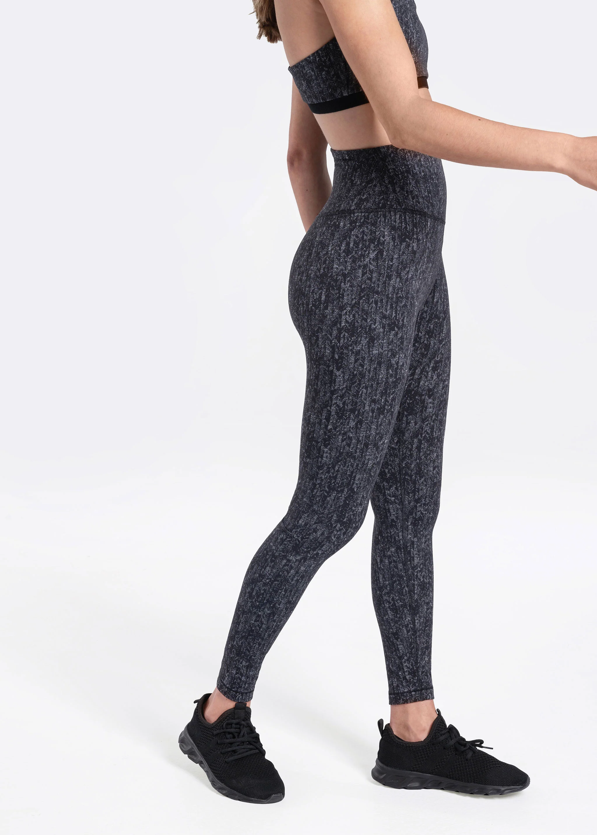 Fleury Ankle Leggings - Image 10