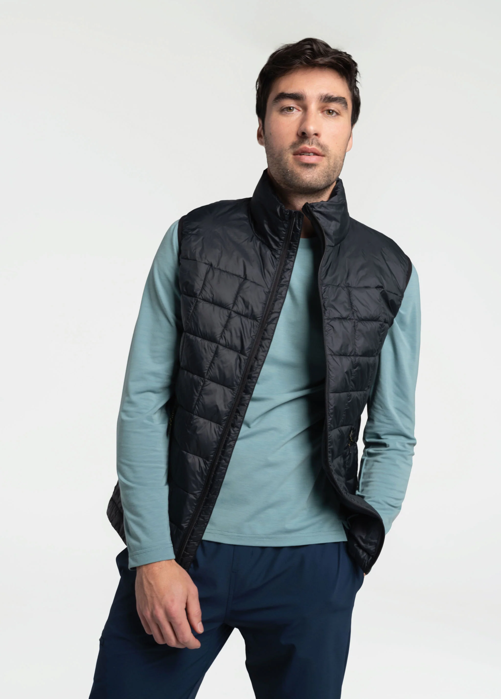 Kaslo Synth Down Vest - Image 4