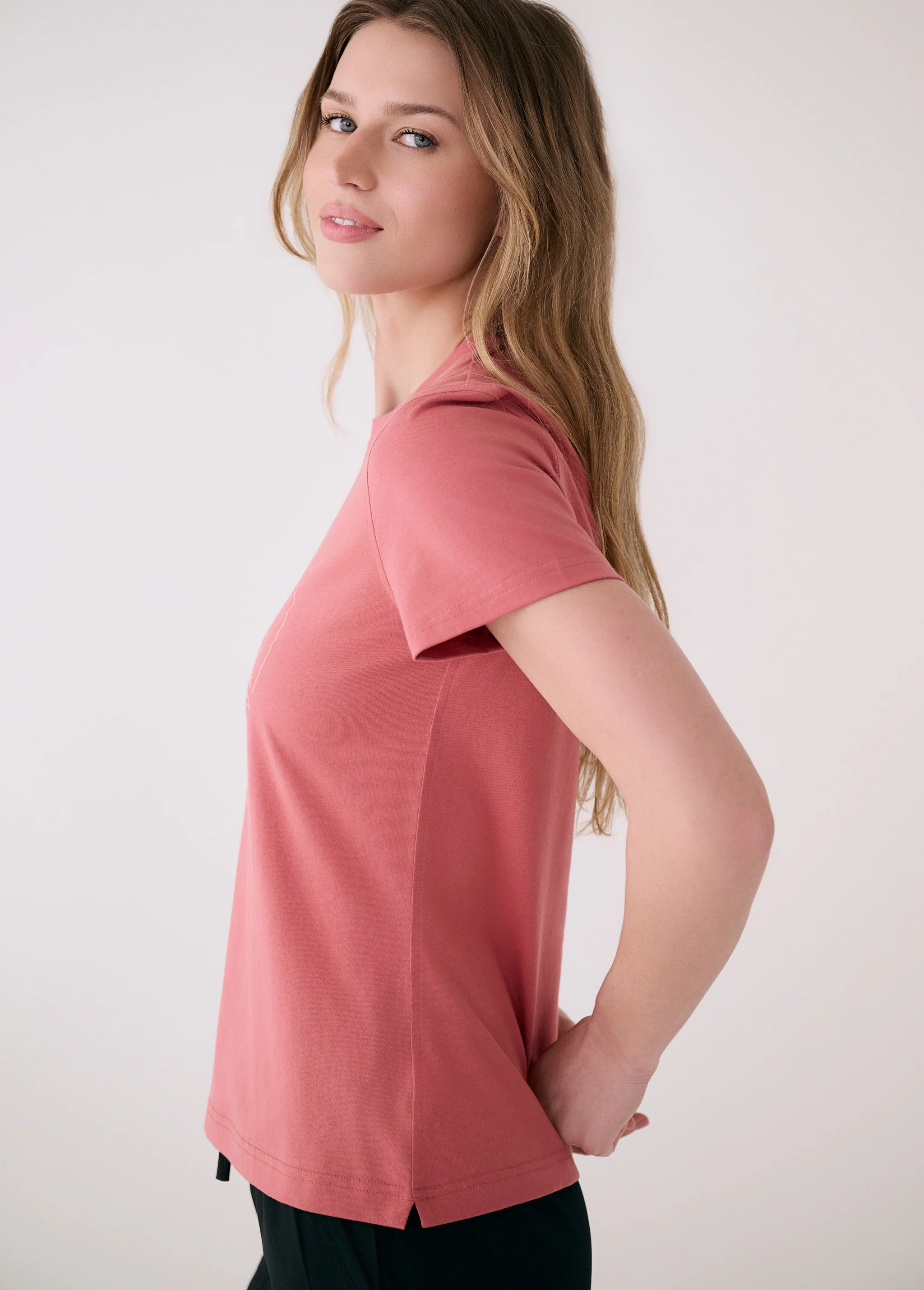 Laurier Logo T-shirt - Image 24