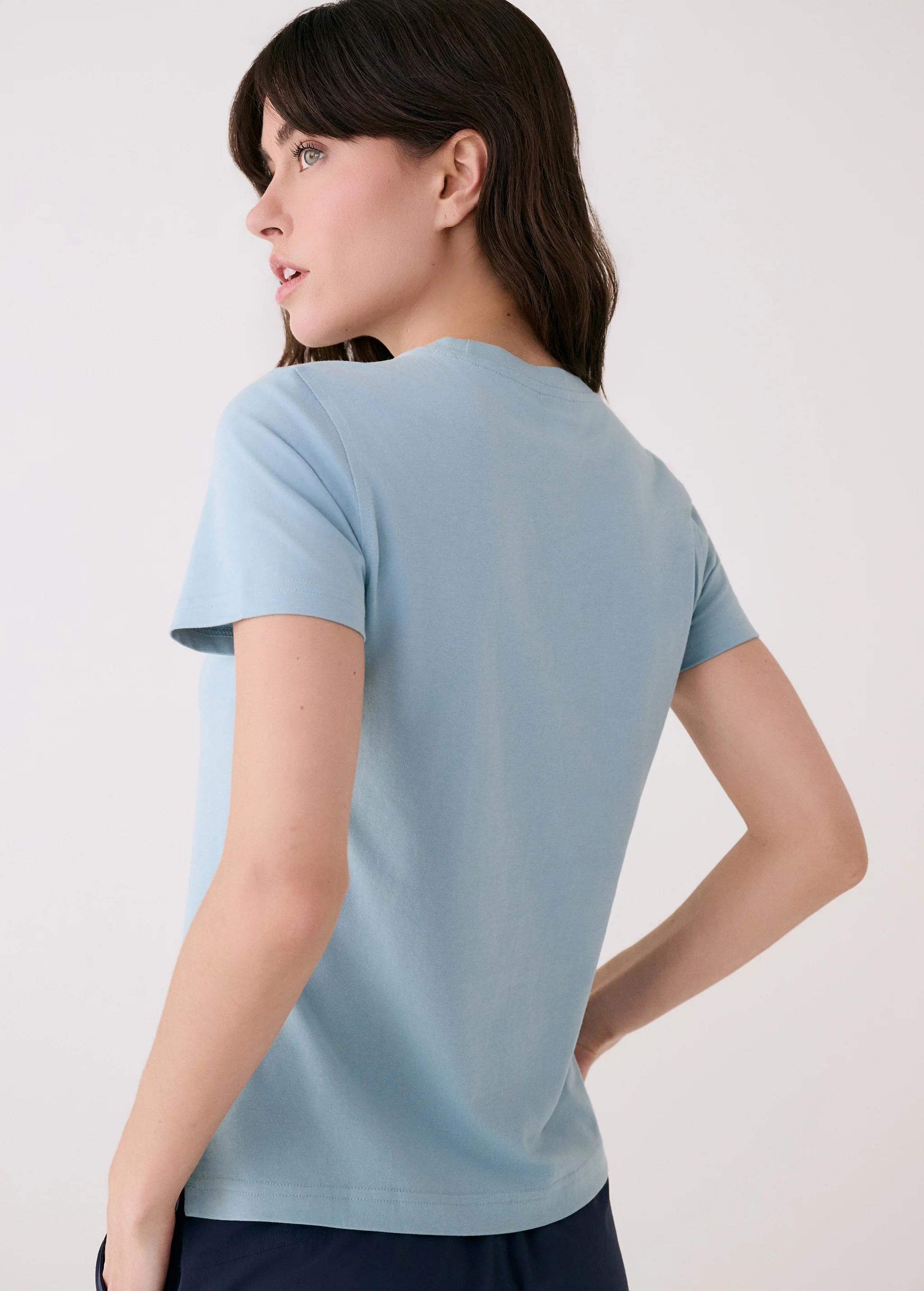 Laurier Logo T-shirt - Image 30