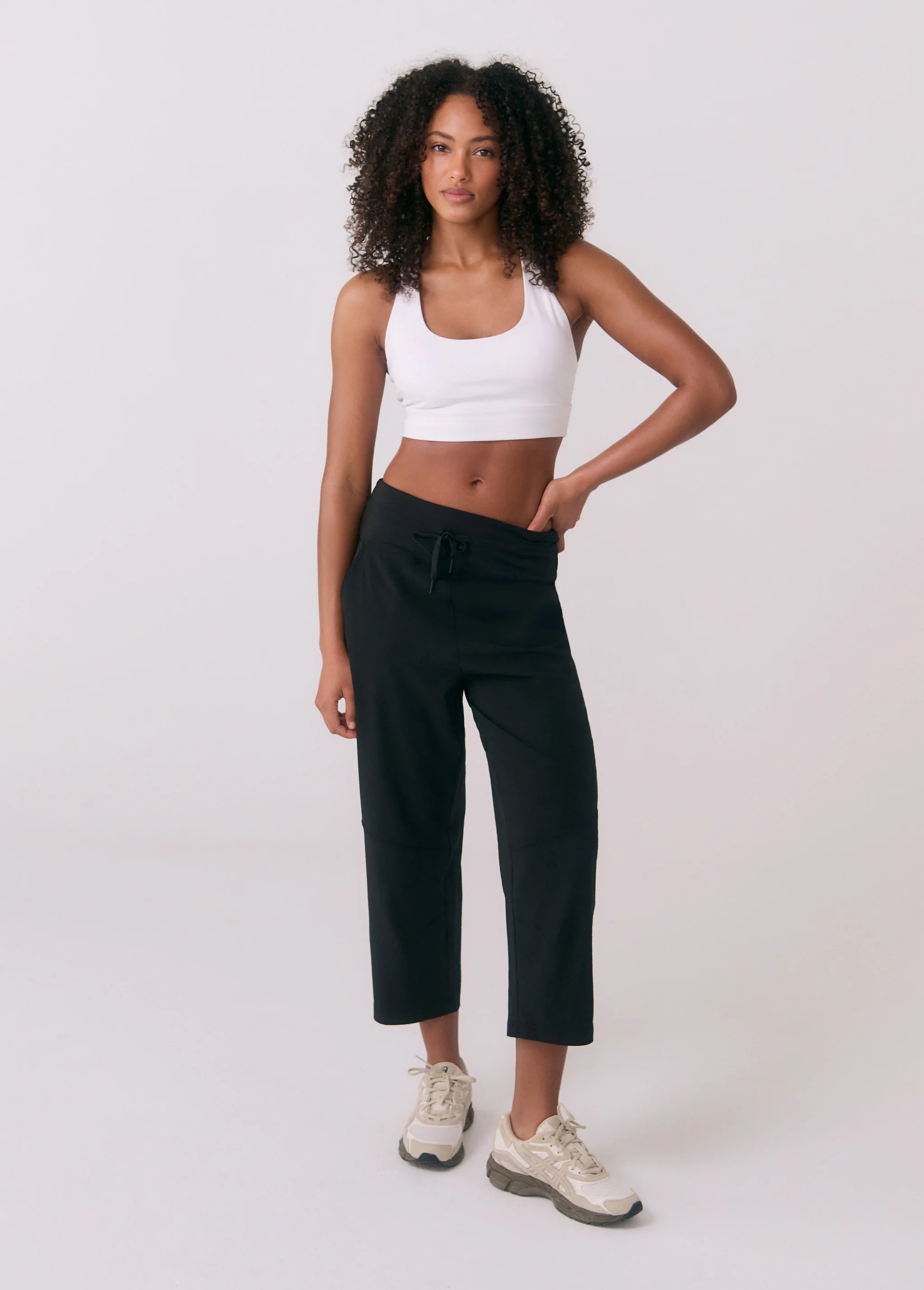 Momentum Cropped Pants - Image 11