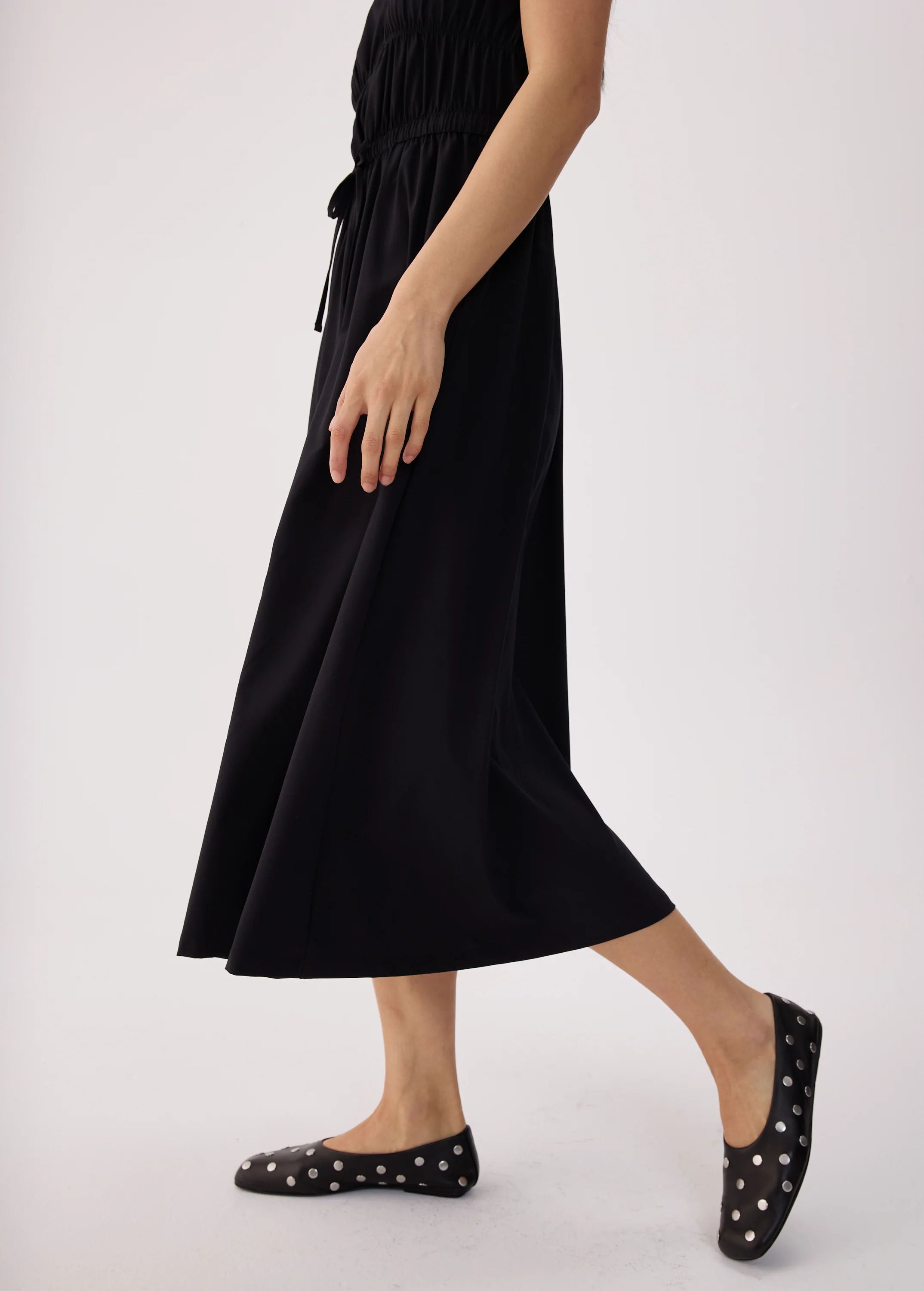 Momentum Ruched Midi Dress - Image 12