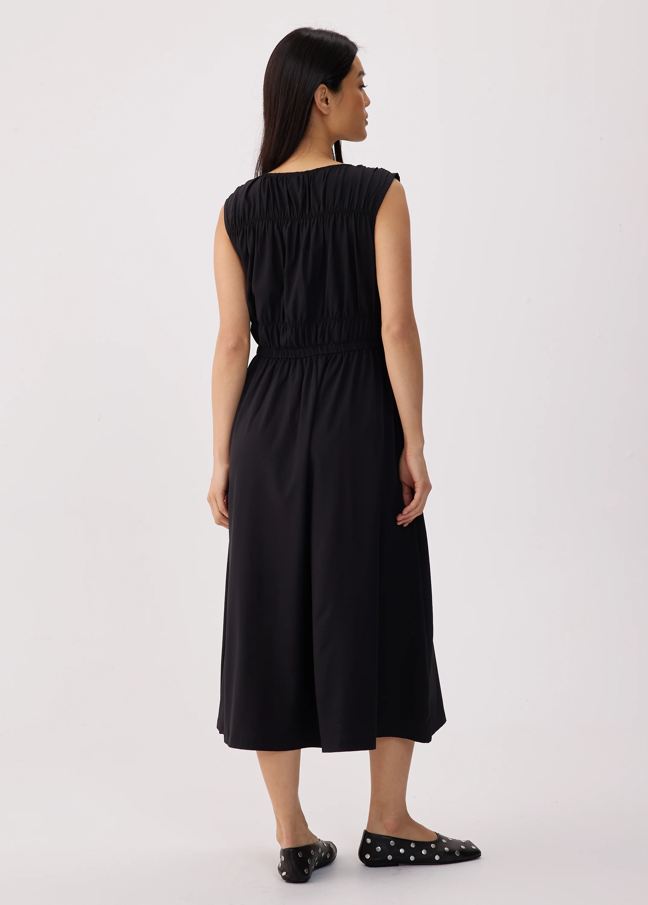 Momentum Ruched Midi Dress - Image 9