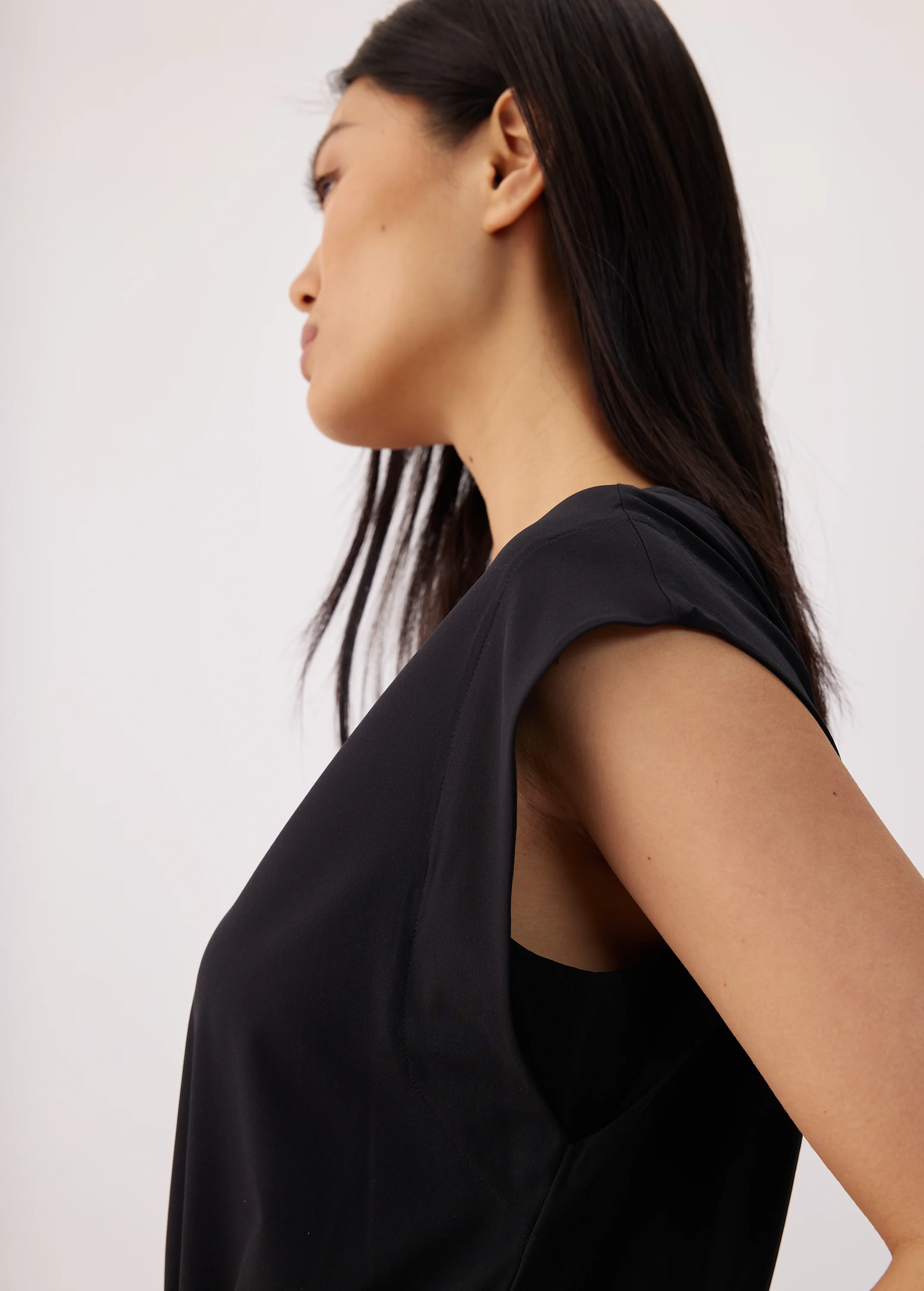 Momentum Tie Dress - Image 12
