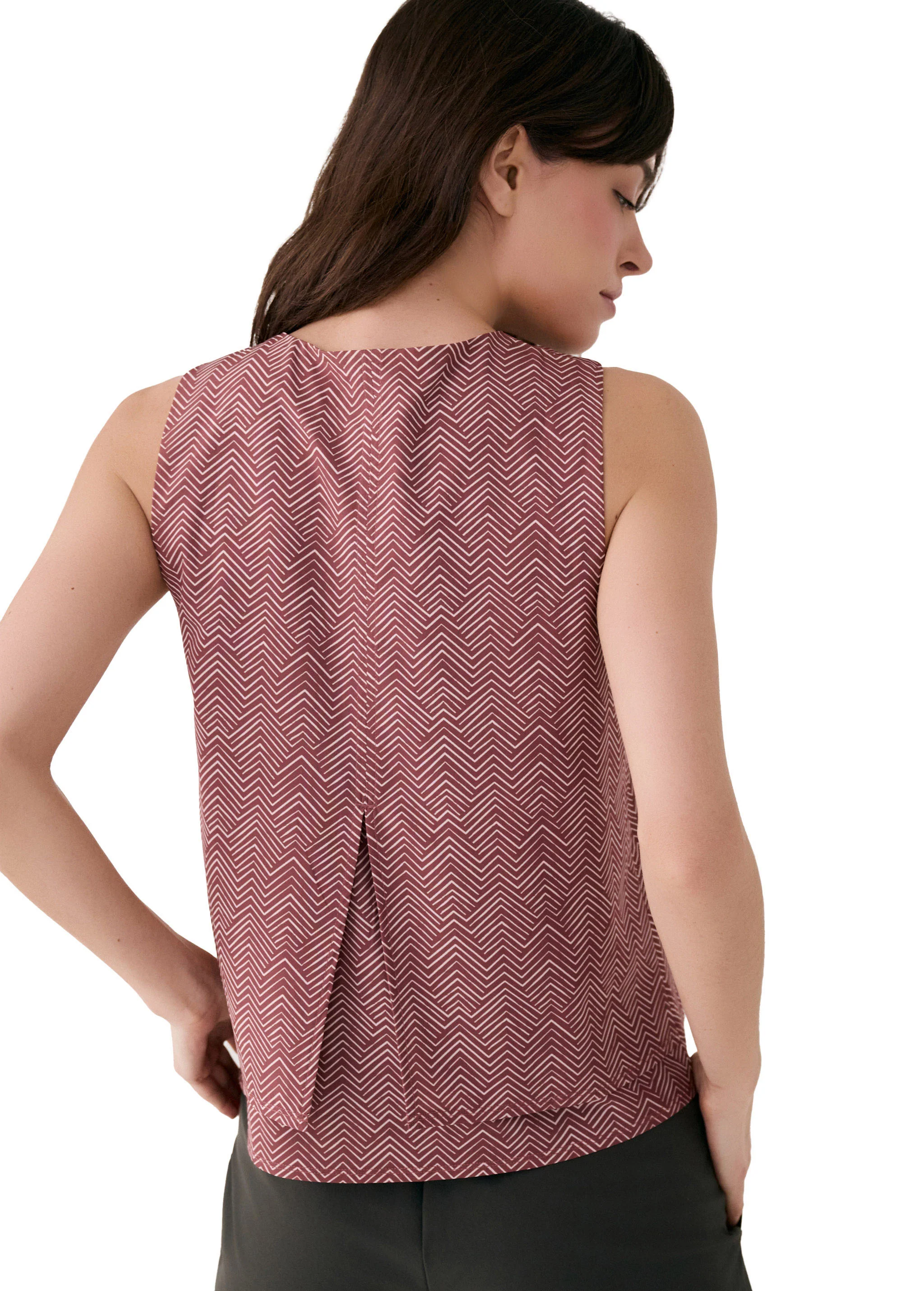 Olivie Layered Tank - Image 10