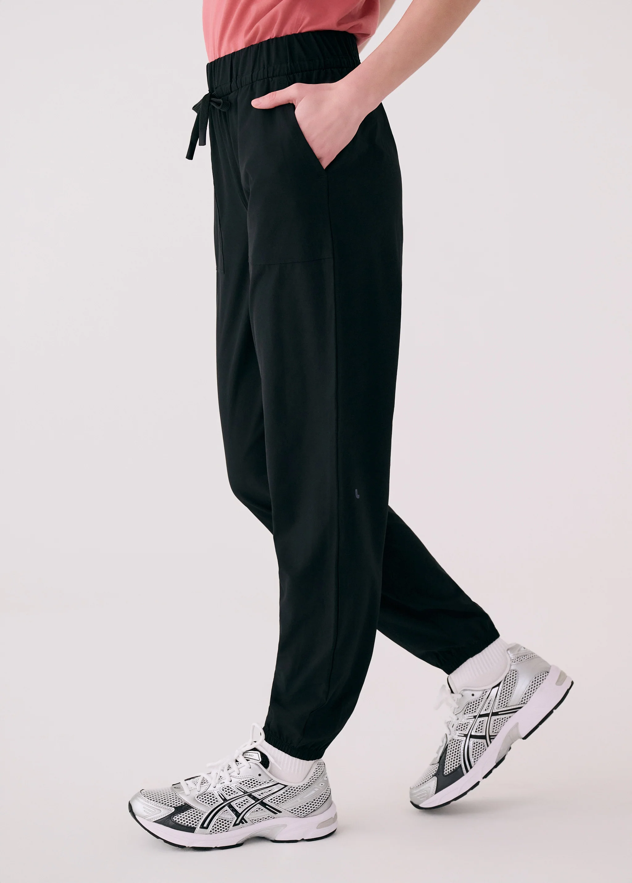Olivie Light Jogger - Image 18