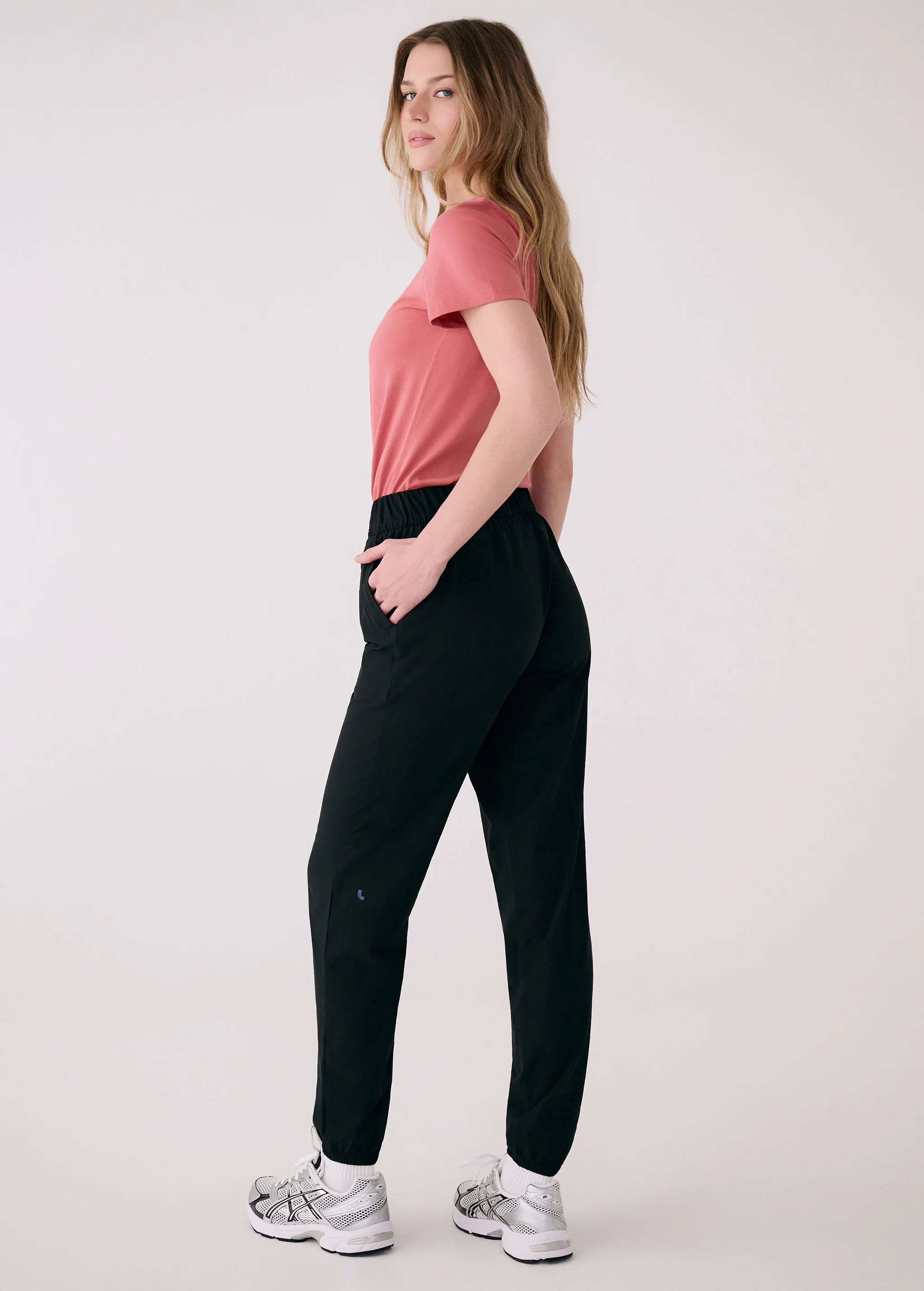 Olivie Light Jogger - Image 19