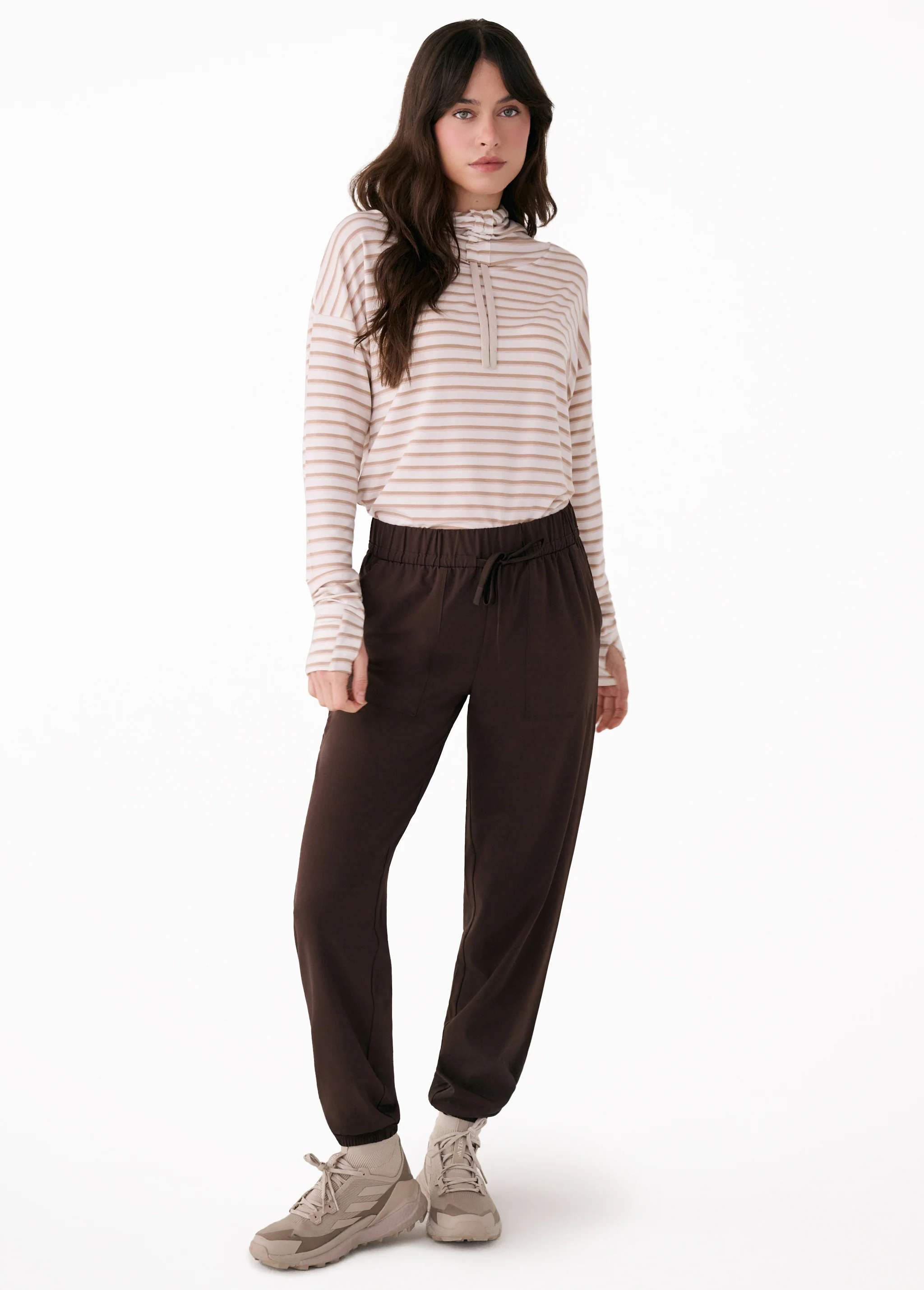 Olivie Light Jogger - Image 29