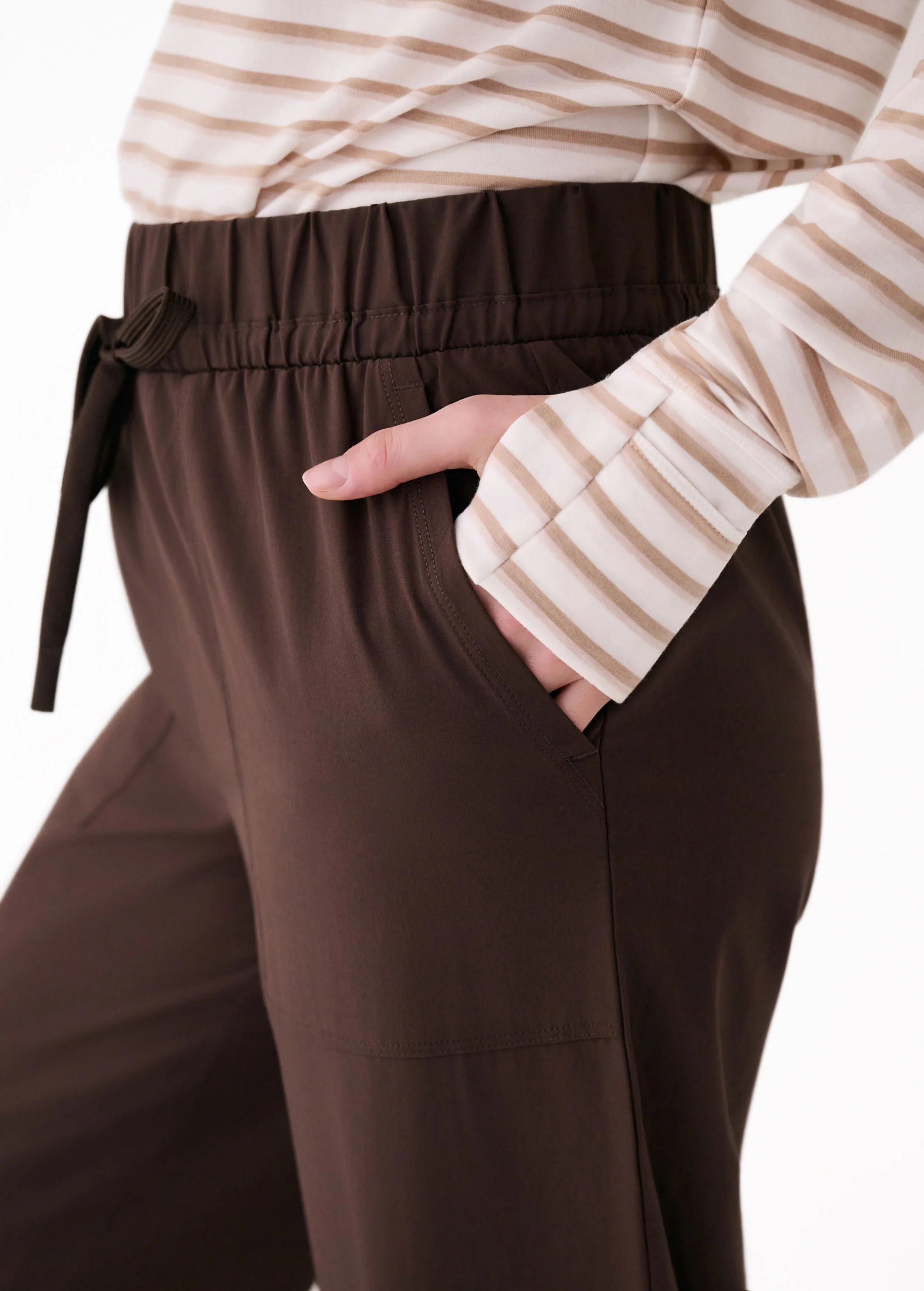 Olivie Light Jogger - Image 32