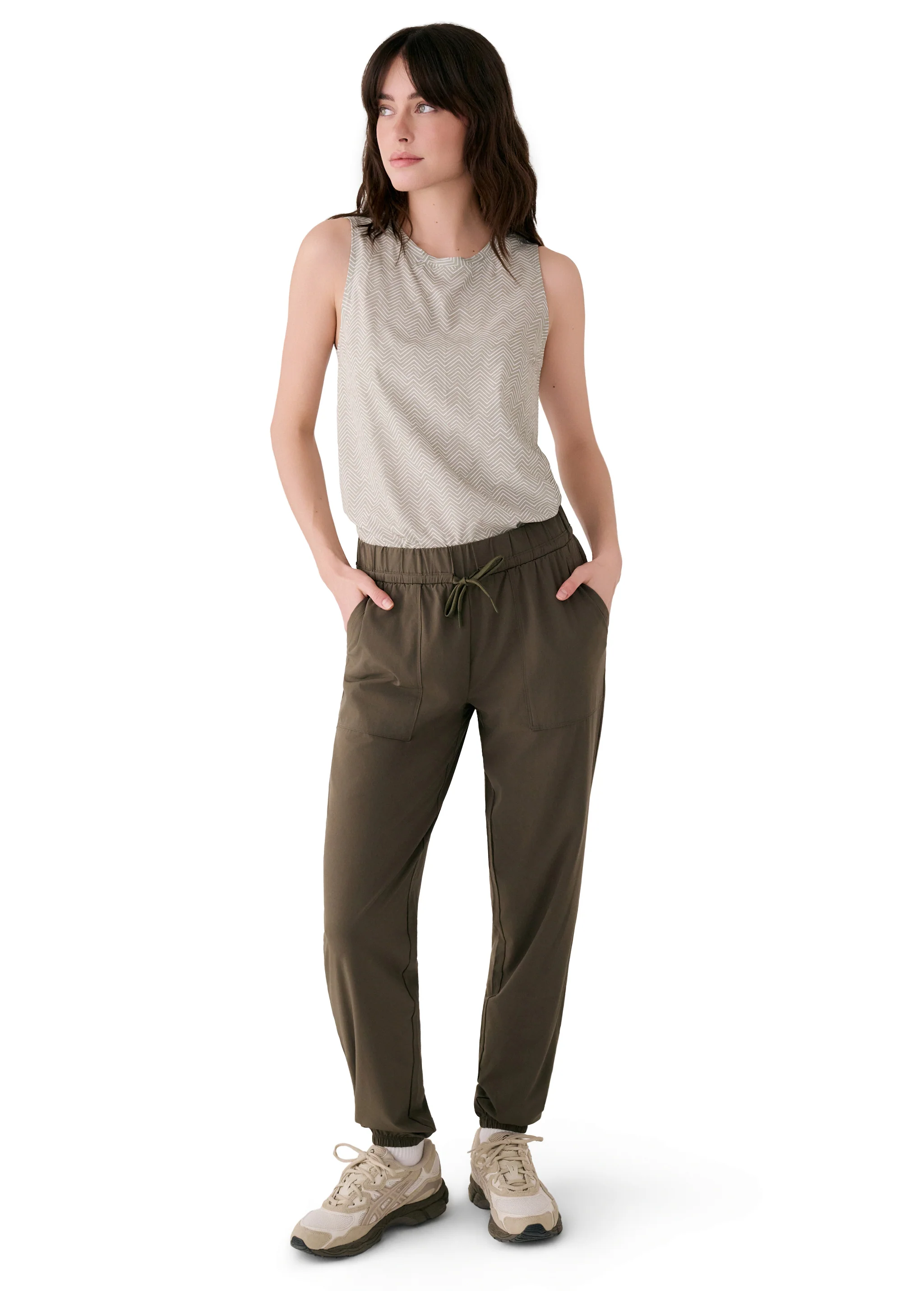 Olivie Light Jogger - Image 36
