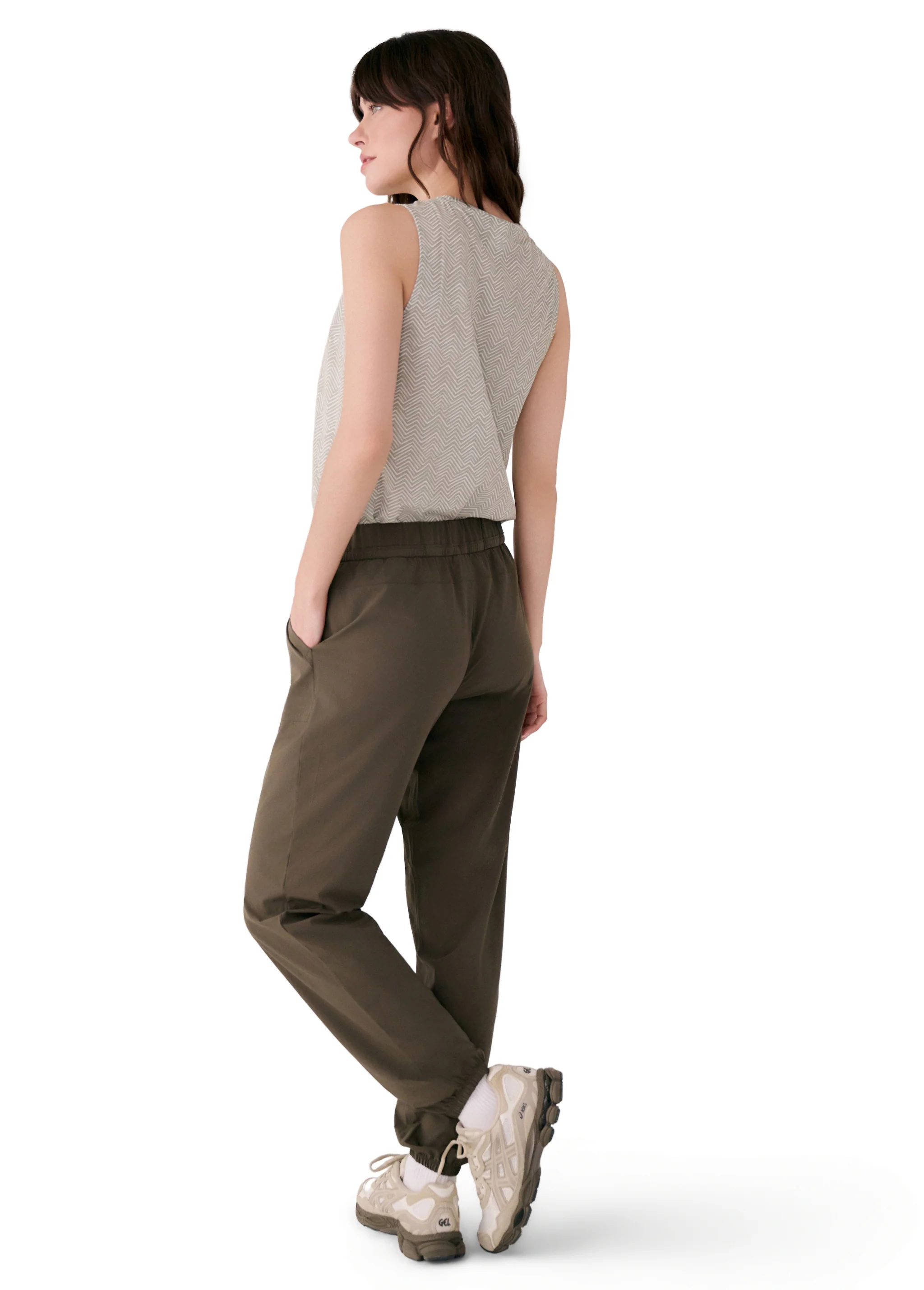 Olivie Light Jogger - Image 38