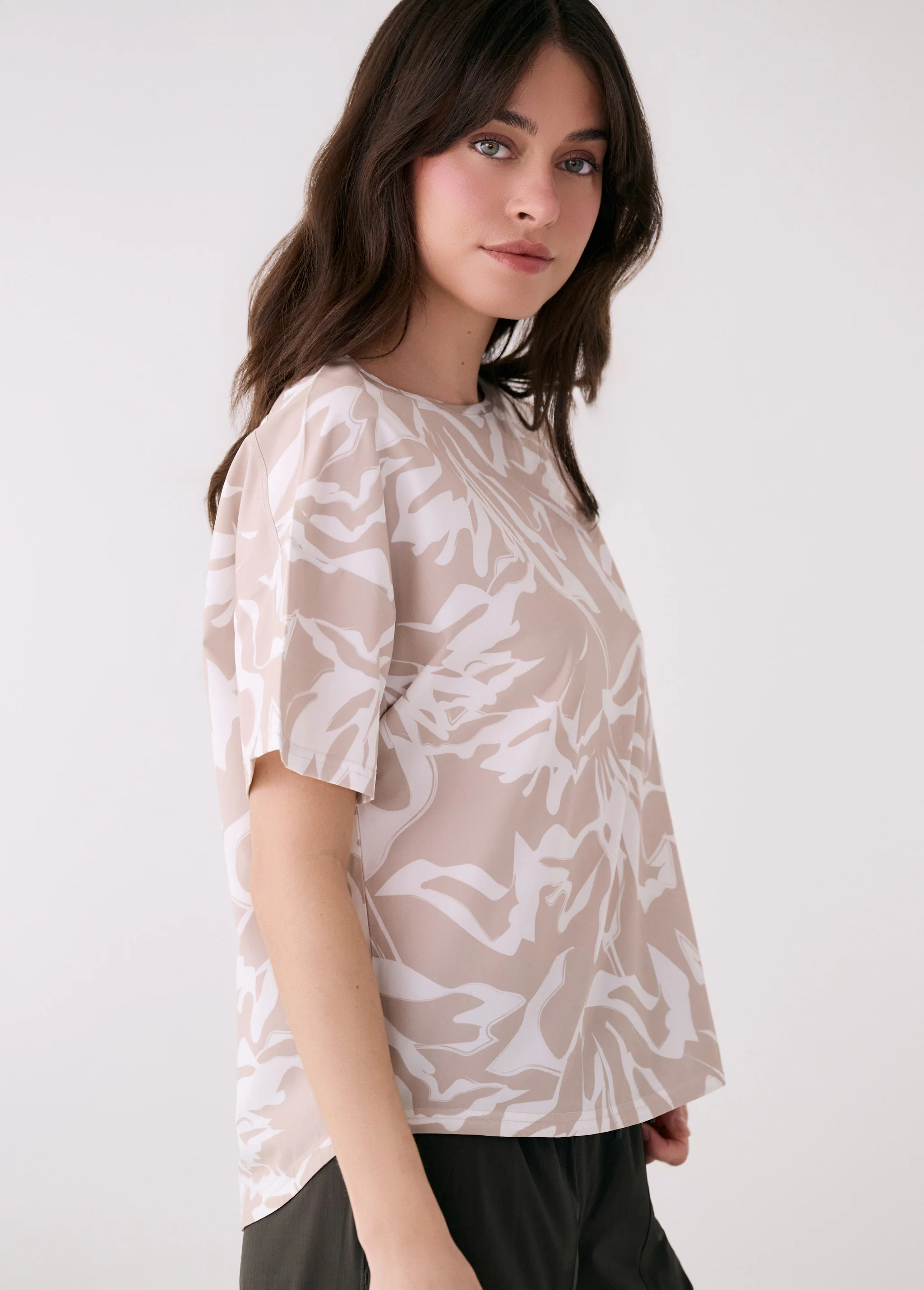 Olivie Short Sleeve - Image 2