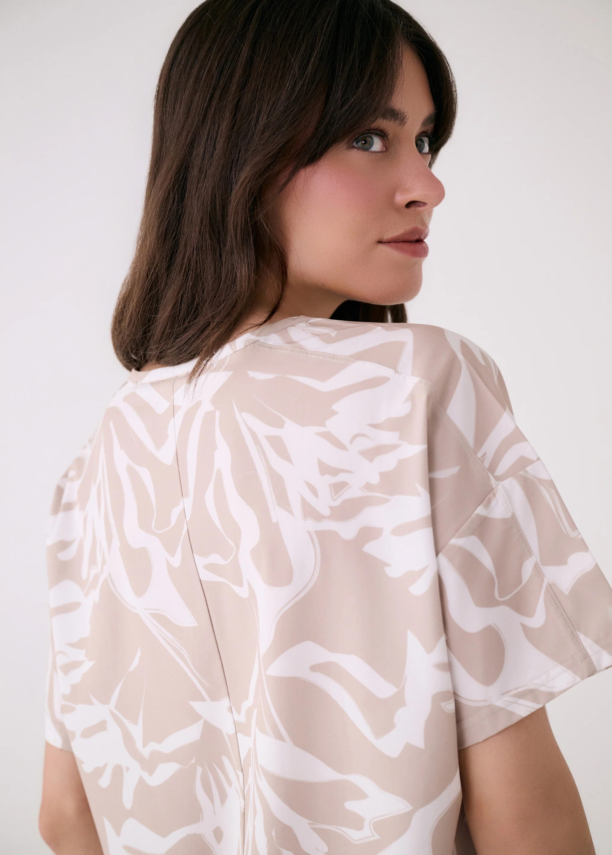 Olivie Short Sleeve - Image 3