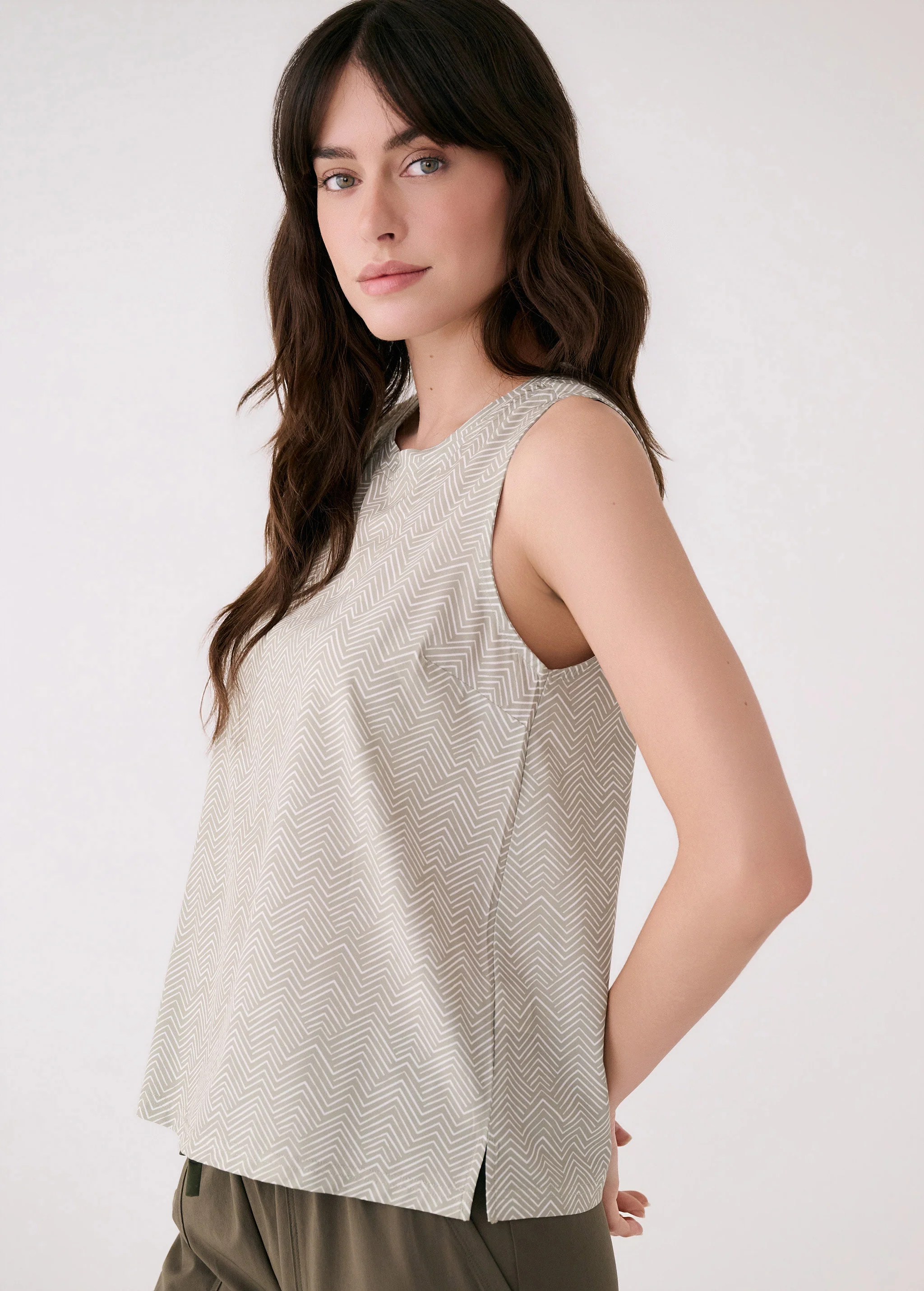 Olivie Tank - Image 14