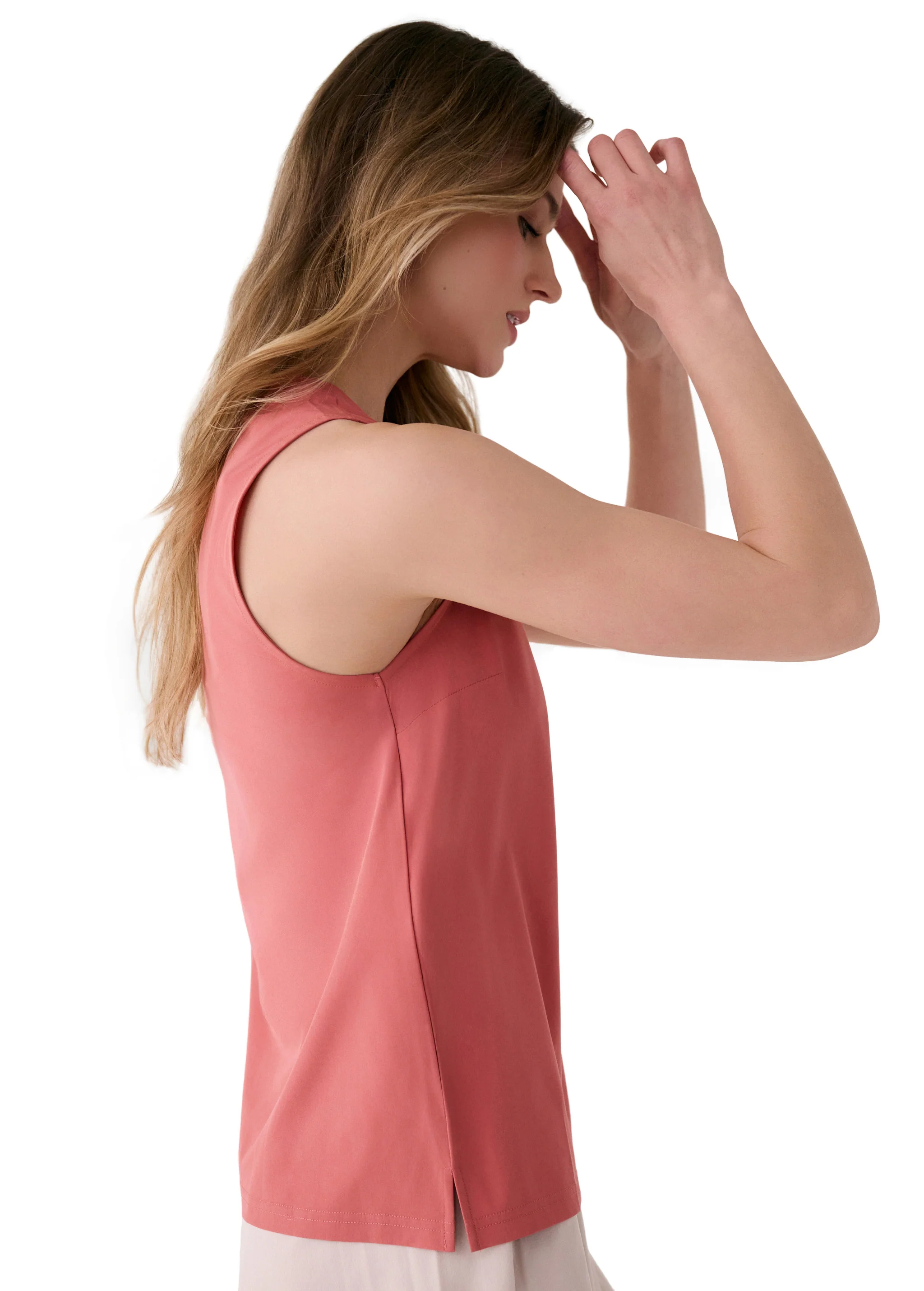 Olivie Tank - Image 23