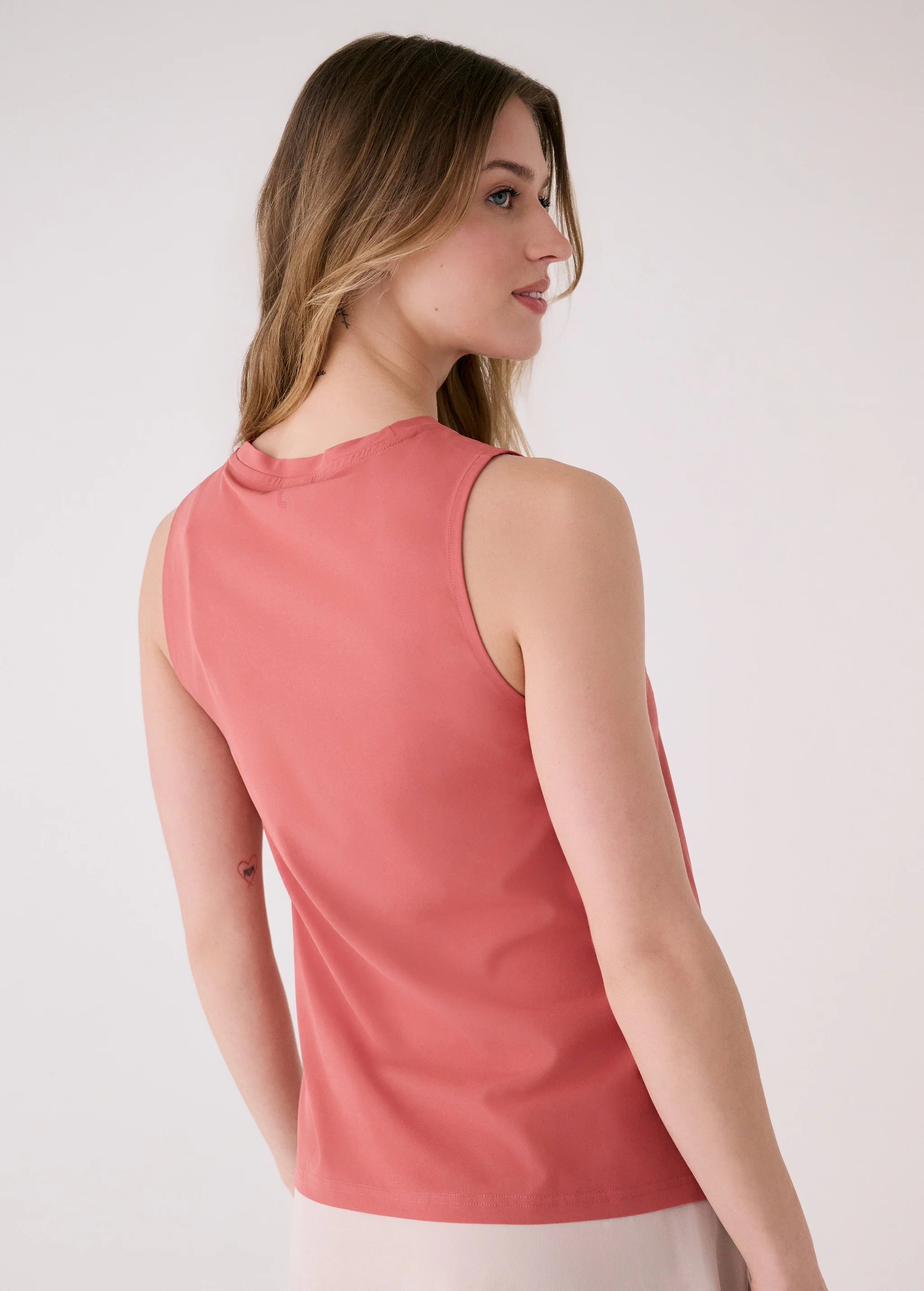 Olivie Tank - Image 9