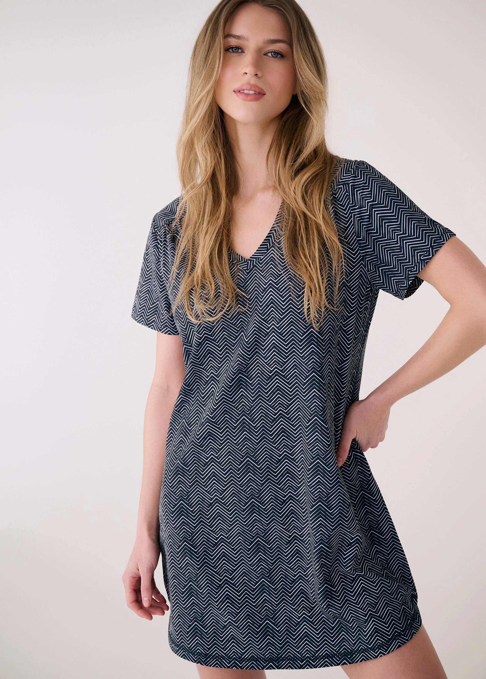 Olivie V Neck Dress - Image 8