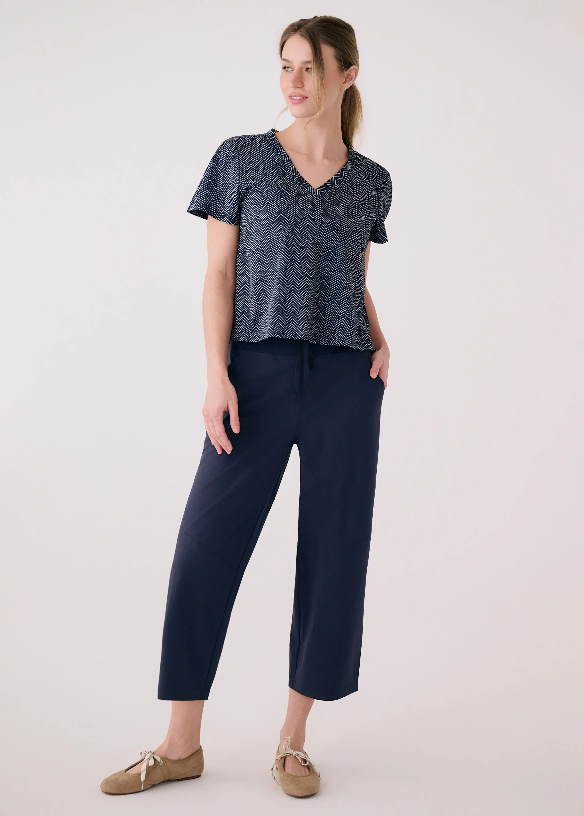 Olivie V-neck - Image 4