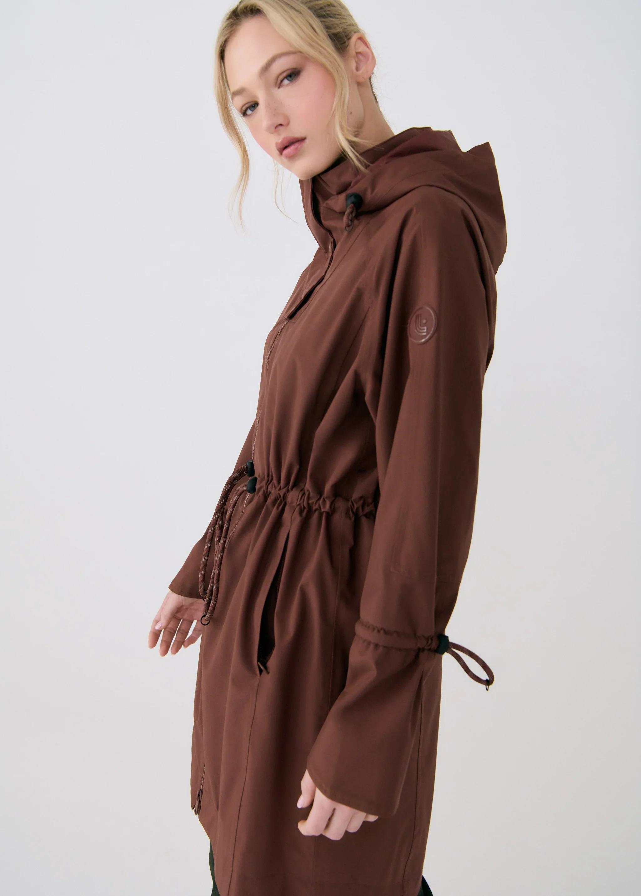 Piper Oversized Packable Rain Jacket - Image 9