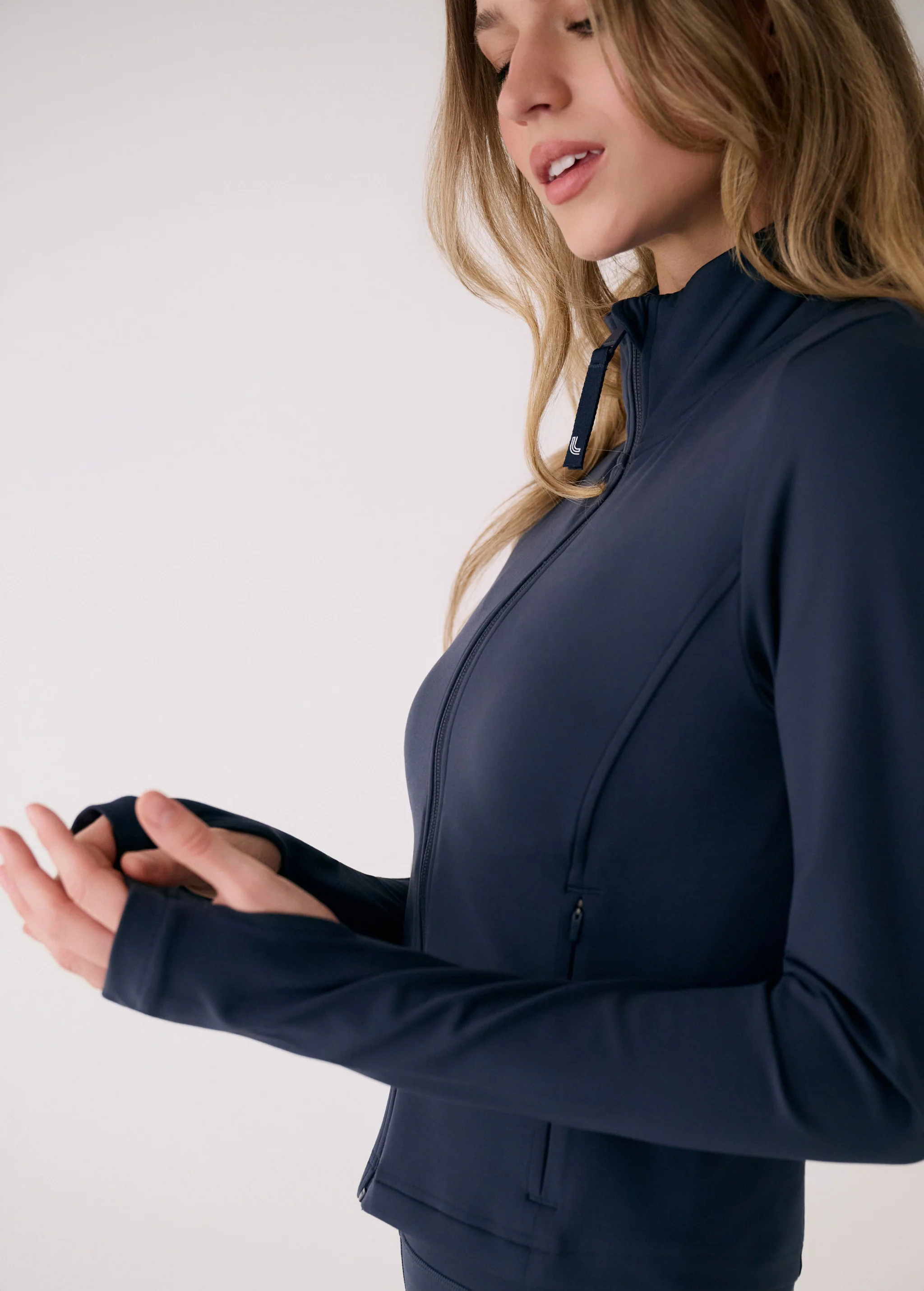 Serene Cropped Jacket - Image 6