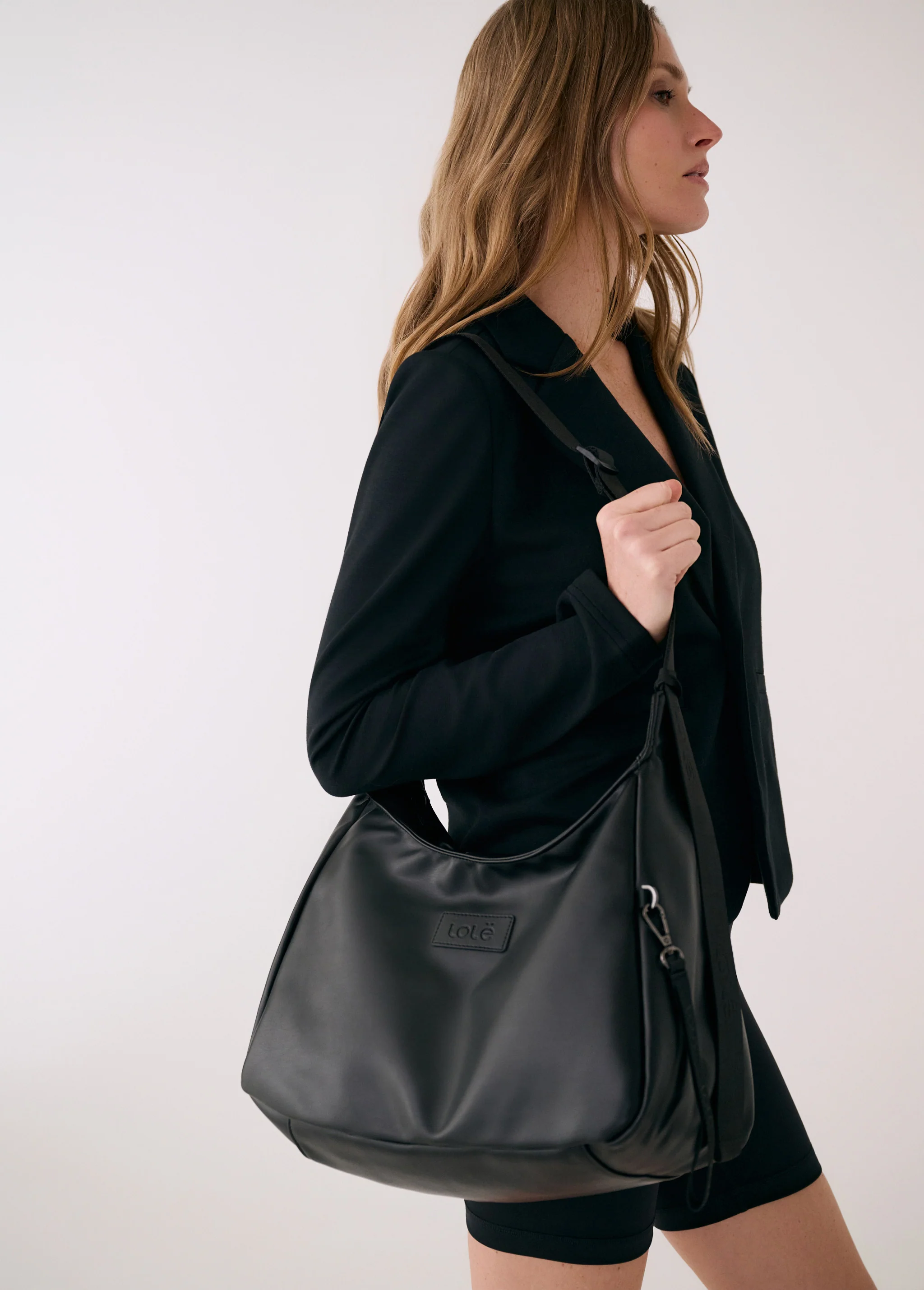 Snowdon Crossbody - Image 11