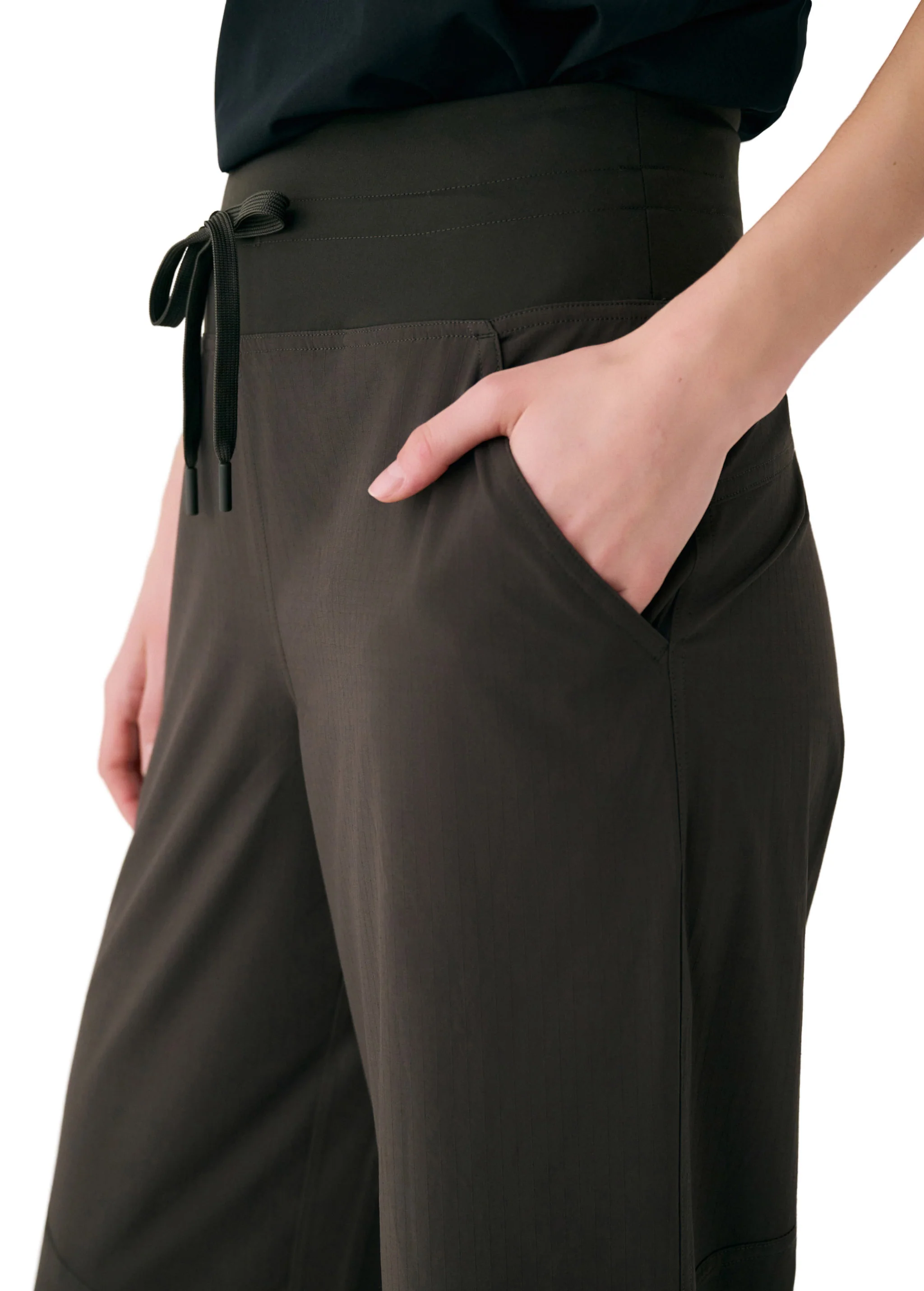Sofia Crop Pant - Image 21