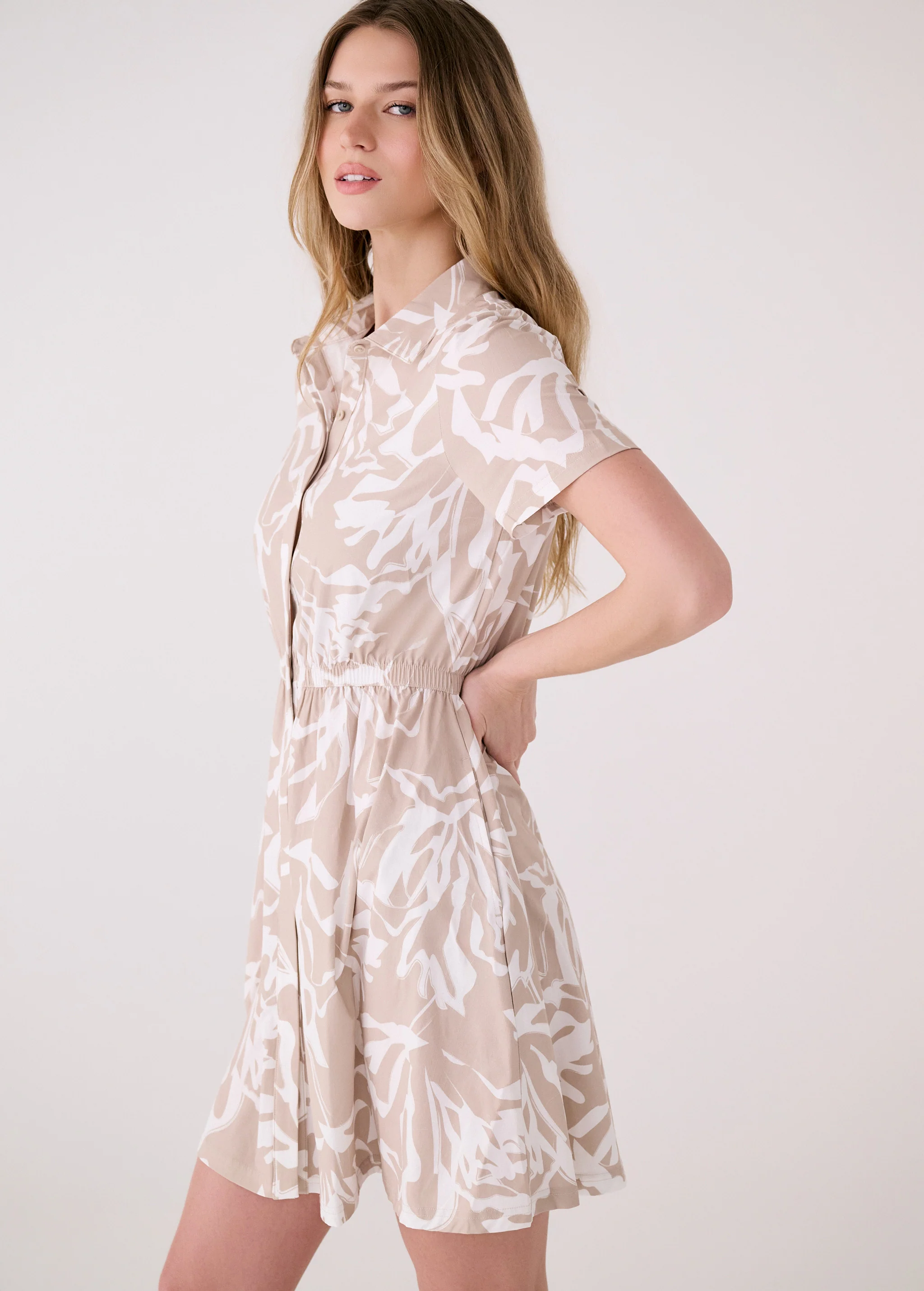 Sofia Dress Short Sleeves - Image 2