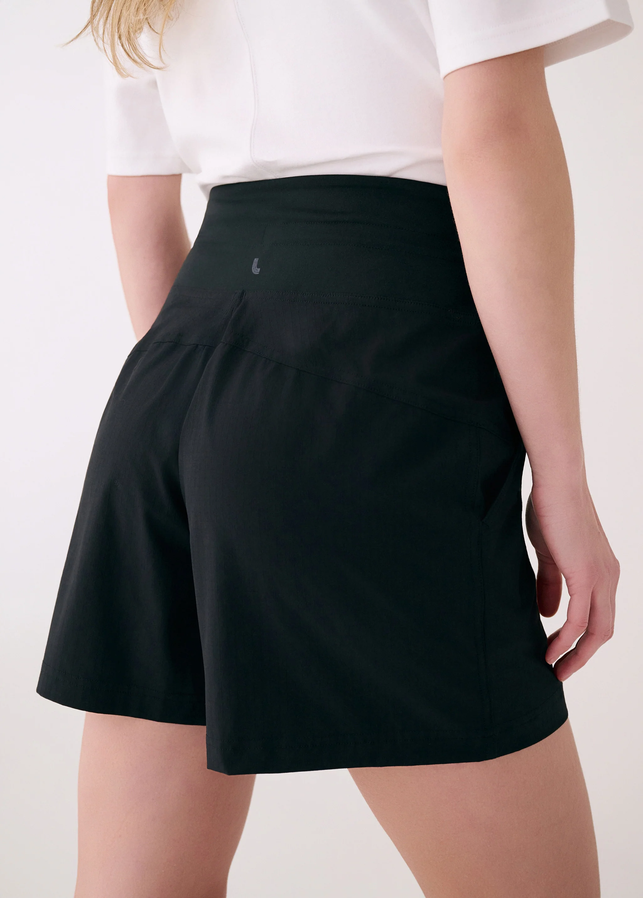 Sofia Shorts - Image 10