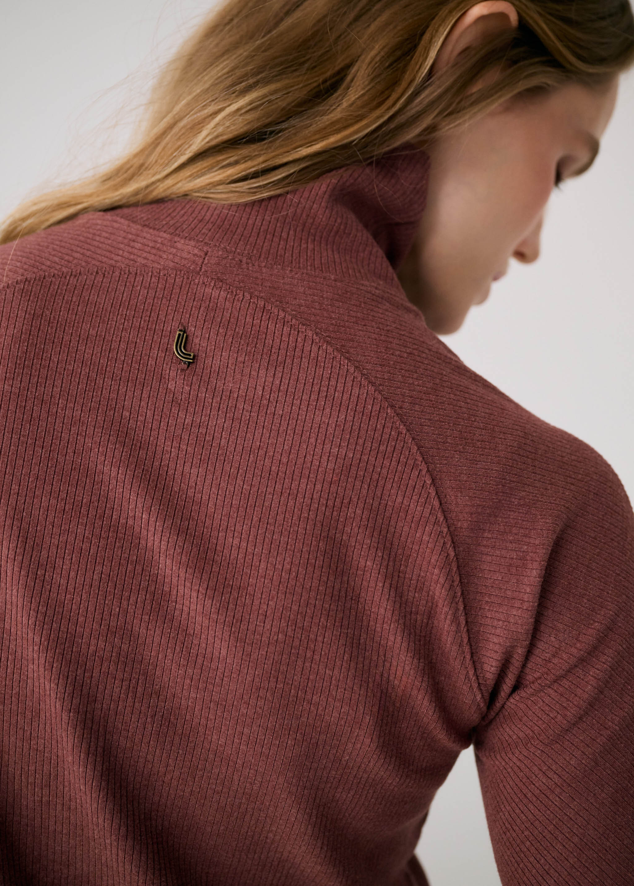 Traverse Turtleneck - Image 5