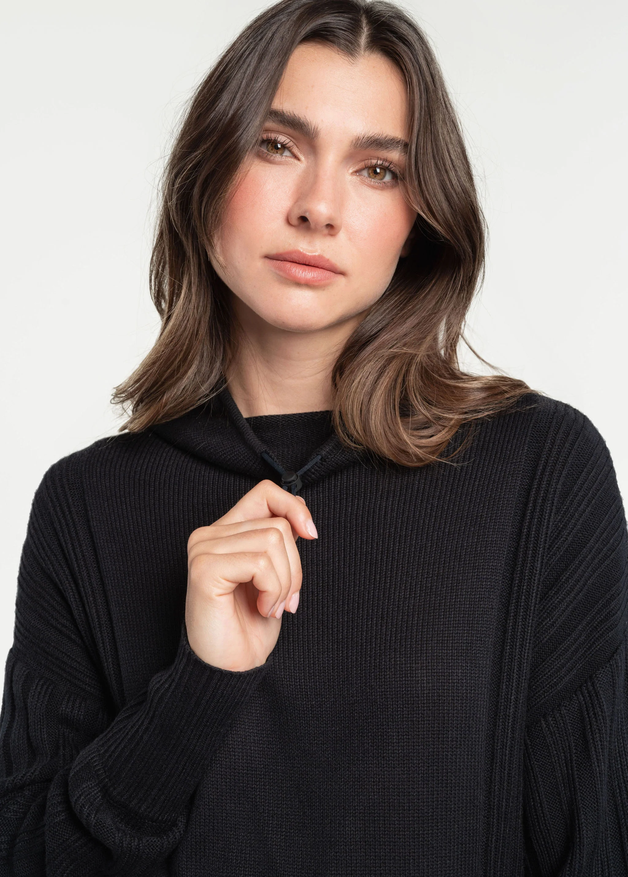 Vanier Funnel-Neck Pullover Sweater - Image 10